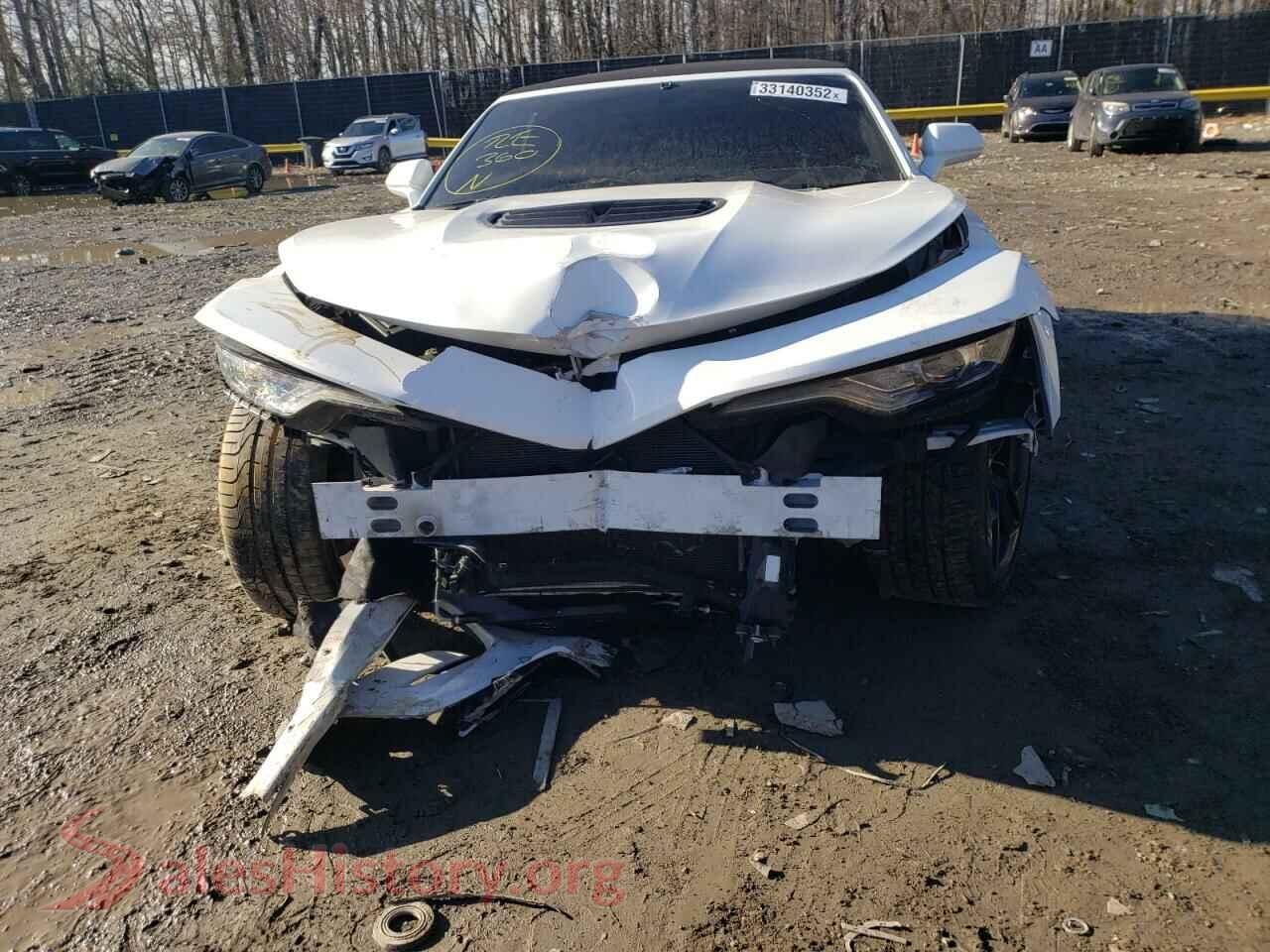 2019 CHEVROLET CAMARO VIN 1G1FH3D78K0126839, interior center console