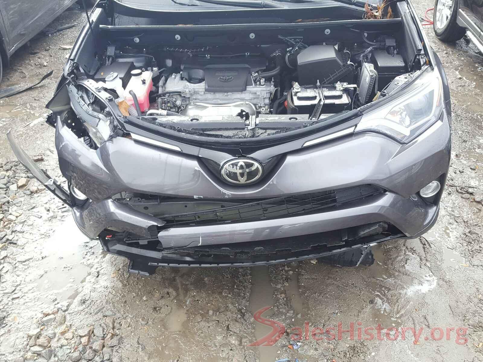 2T3WFREV9JW432472 2018 TOYOTA RAV4