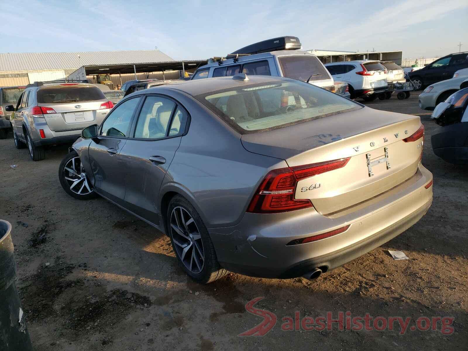 7JRA22TK5LG037677 2020 VOLVO S60