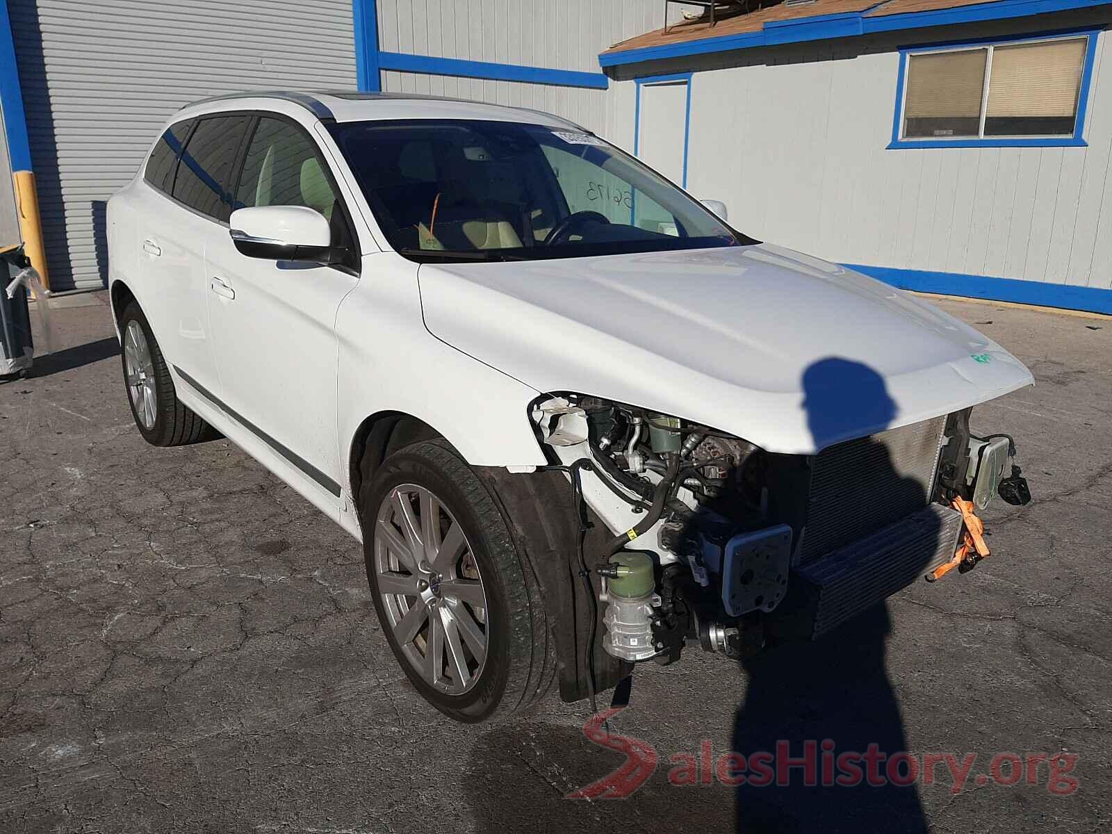 YV440MDU0H2141346 2017 VOLVO XC60