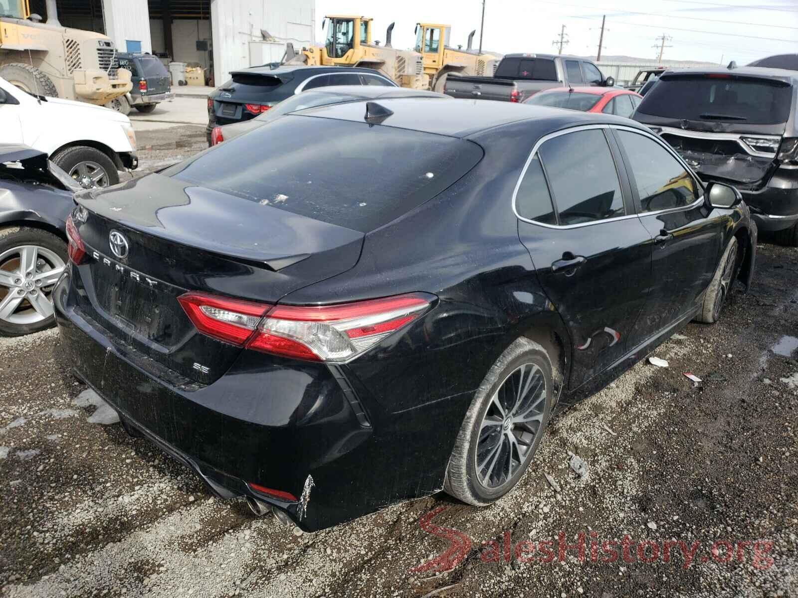 4T1B11HK8KU682375 2019 TOYOTA CAMRY