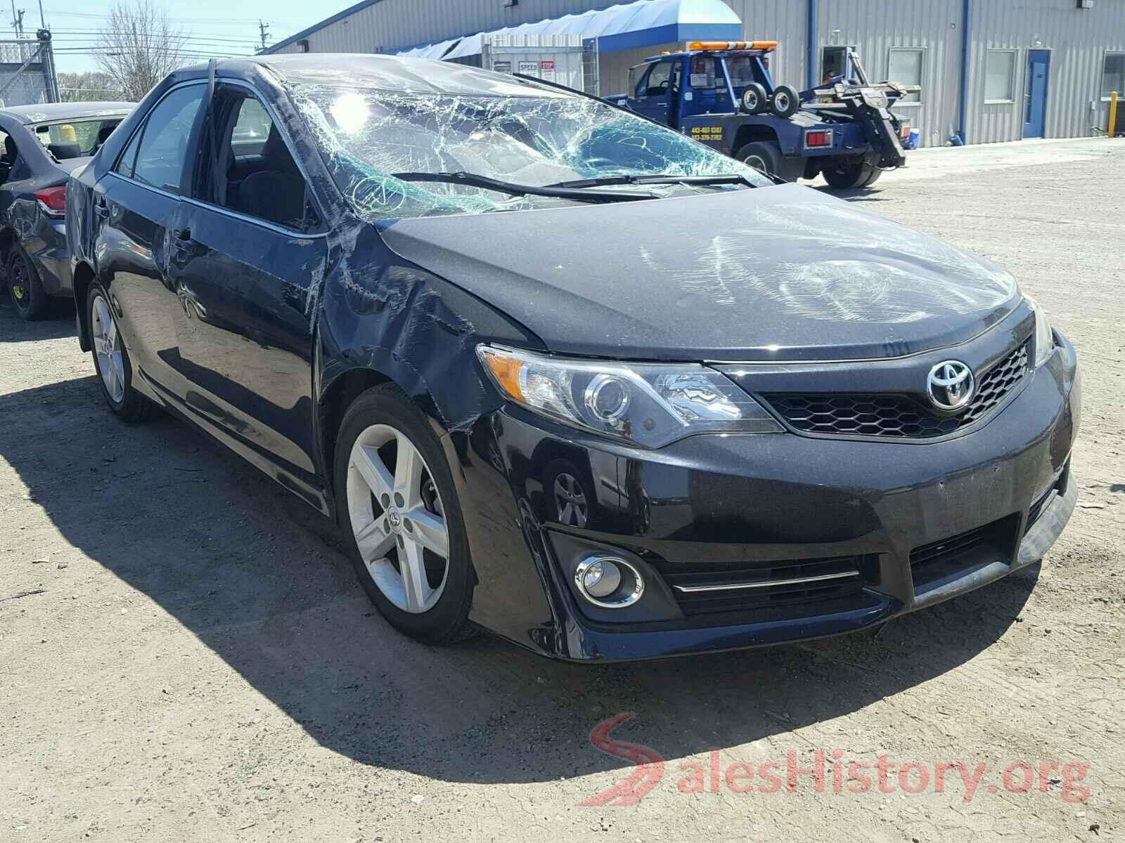 4T1BF1FK3EU827881 2014 TOYOTA CAMRY