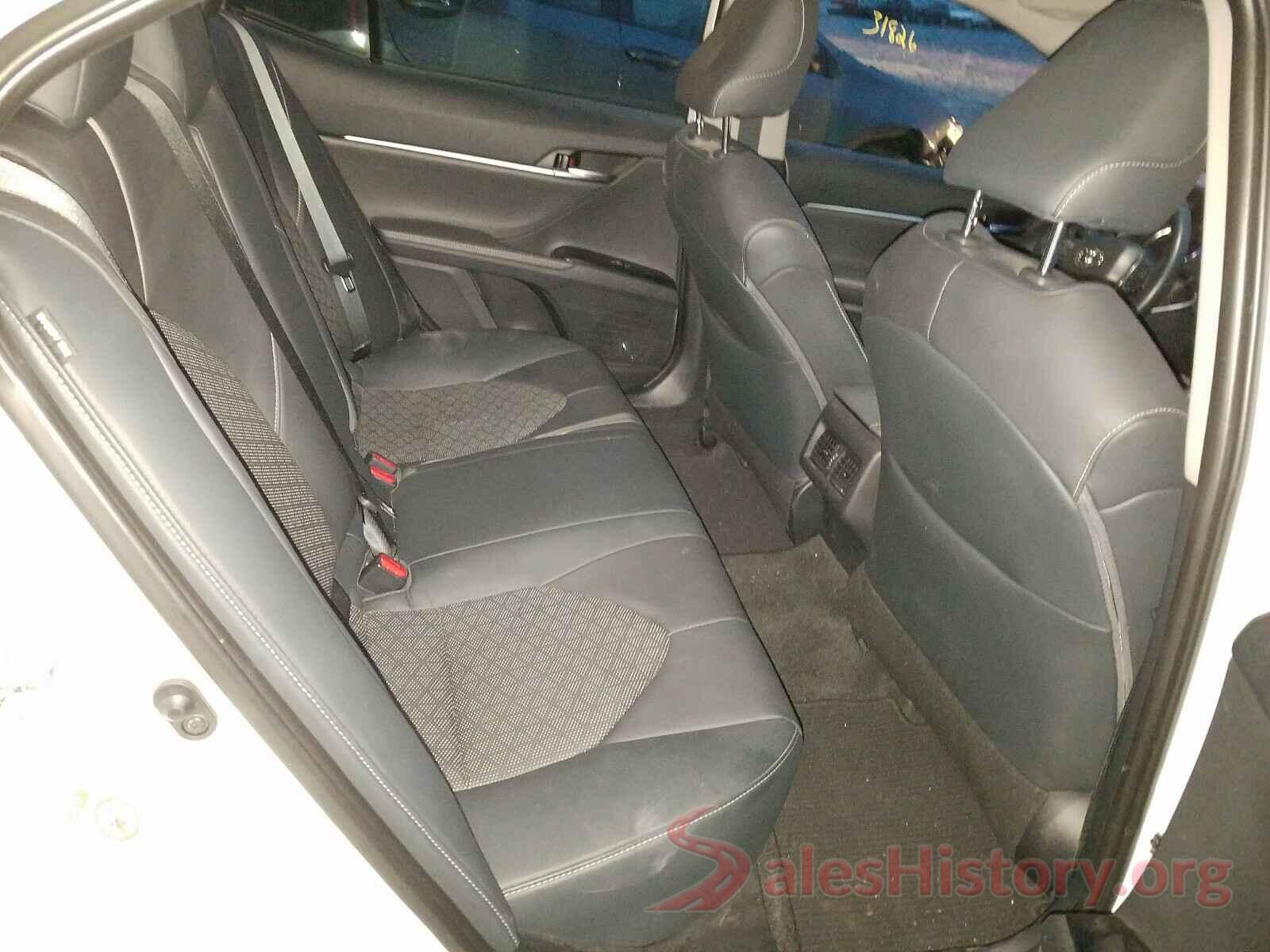 4T1B61HKXKU700327 2019 TOYOTA CAMRY