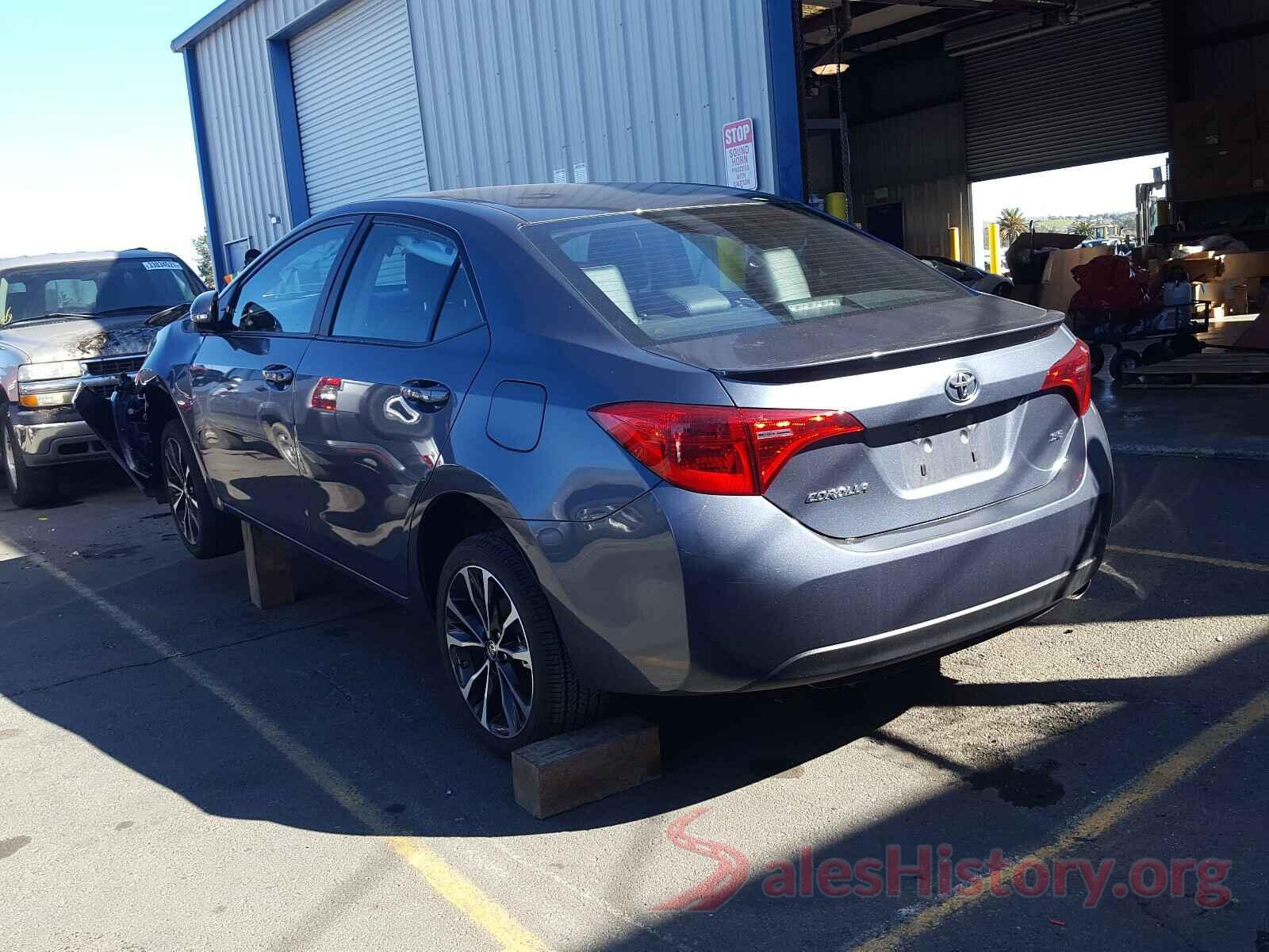 2T1BURHE0JC108935 2018 TOYOTA COROLLA