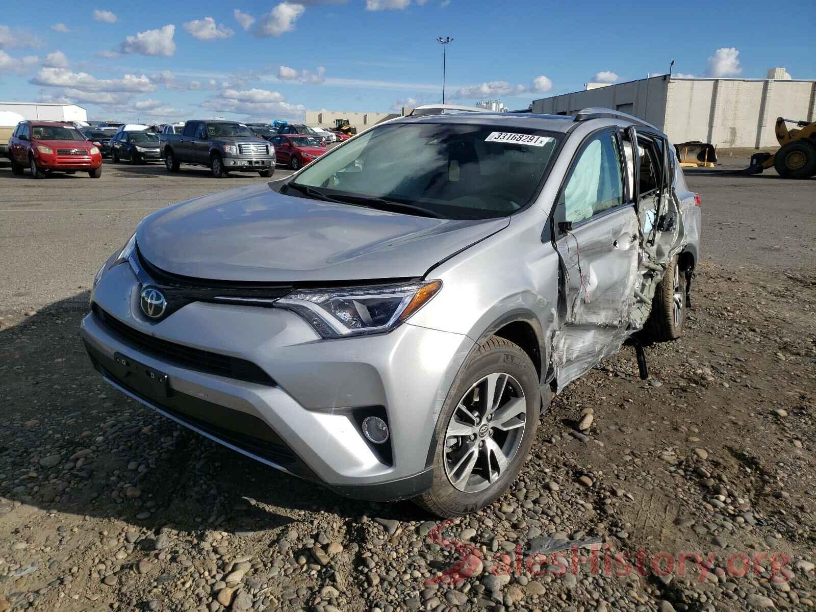 2T3RFREV3JW727354 2018 TOYOTA RAV4