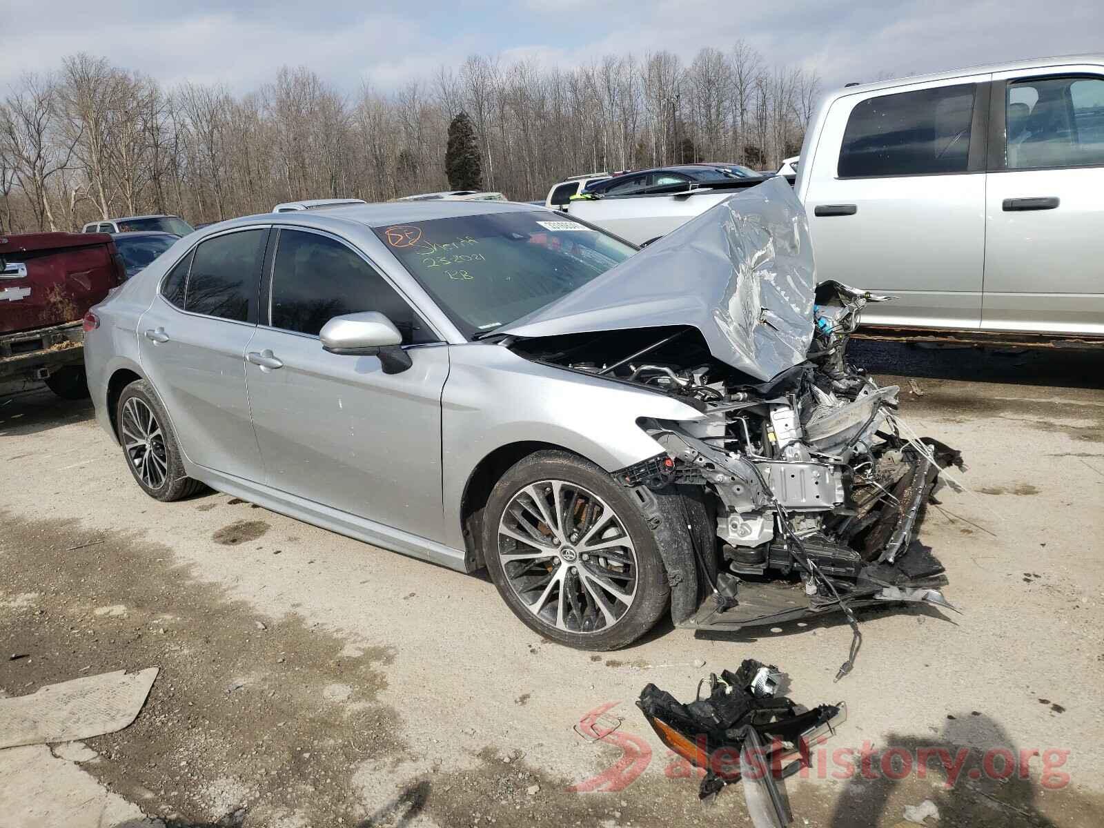 4T1B11HKXJU596970 2018 TOYOTA CAMRY