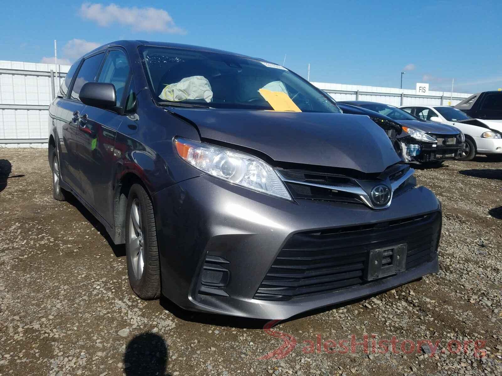 5TDKZ3DC7KS016412 2019 TOYOTA SIENNA