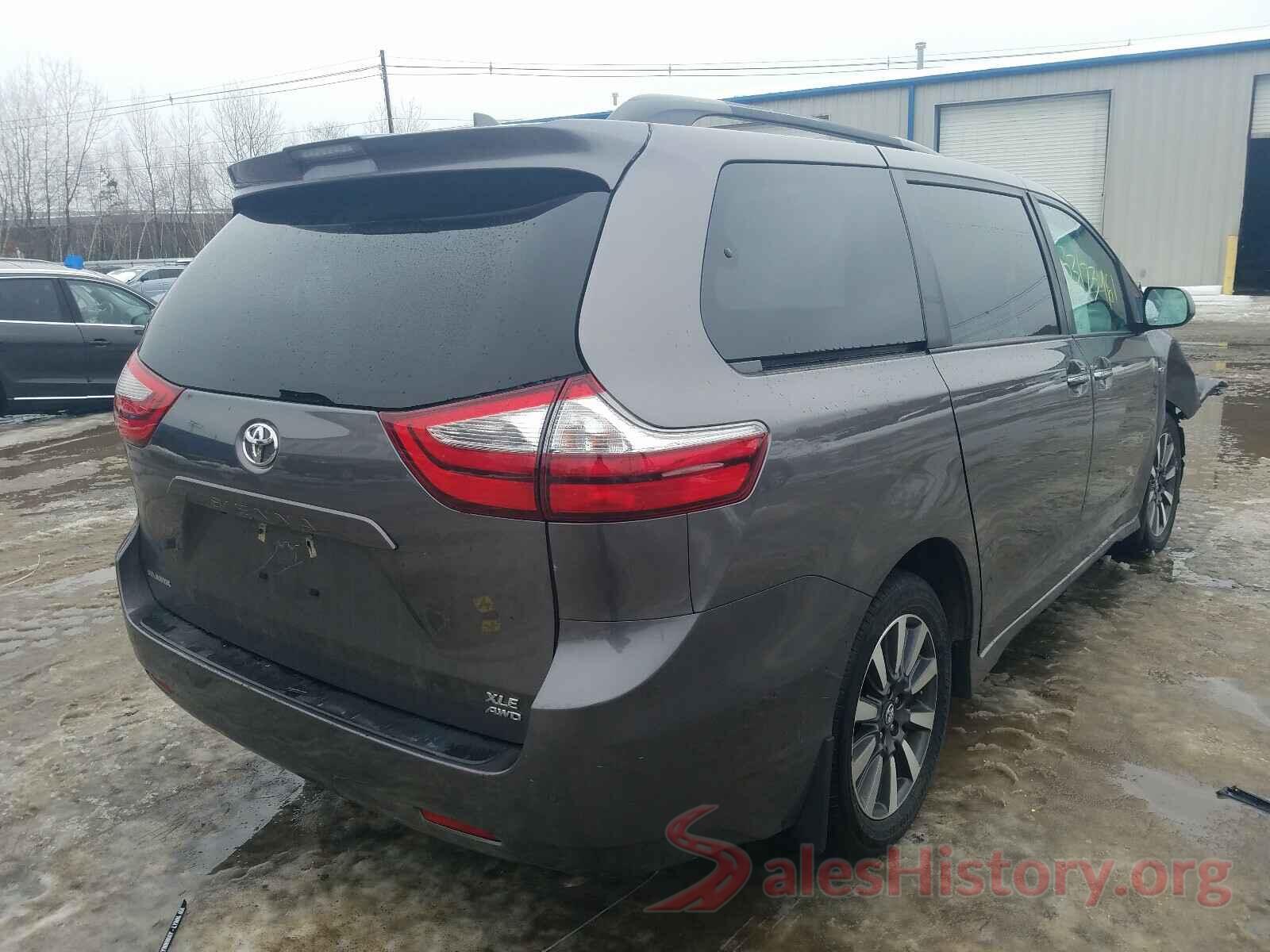 5TDDZ3DC9JS204064 2018 TOYOTA SIENNA