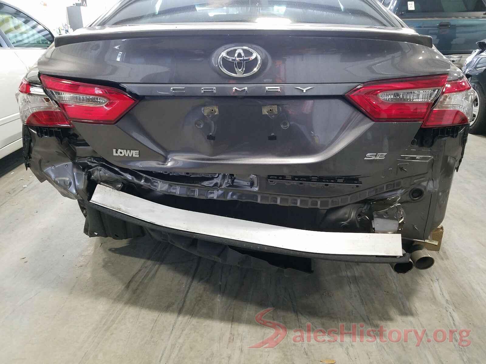 4T1B11HK4JU650747 2018 TOYOTA CAMRY