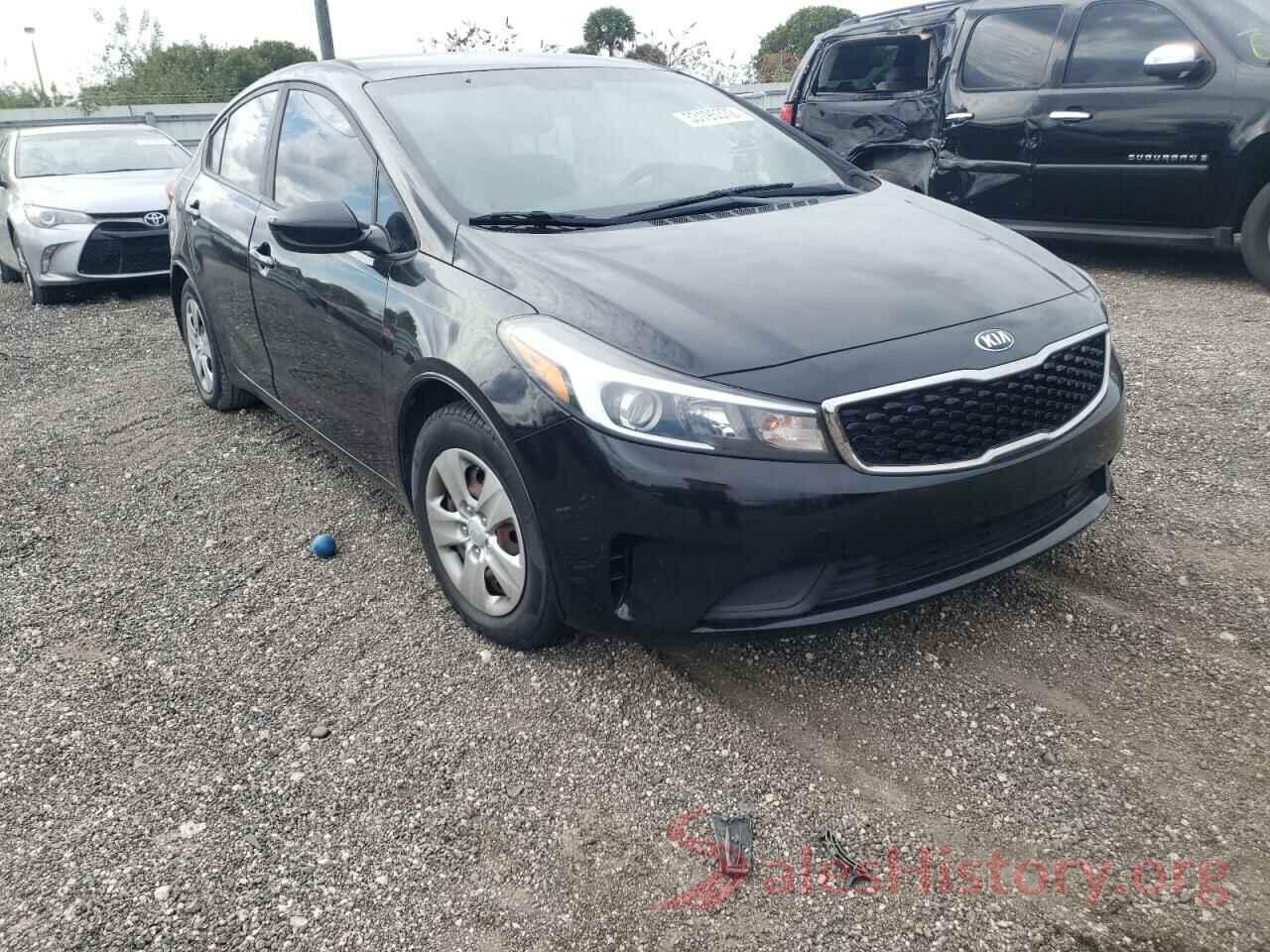 3KPFK4A78HE029059 2017 KIA FORTE