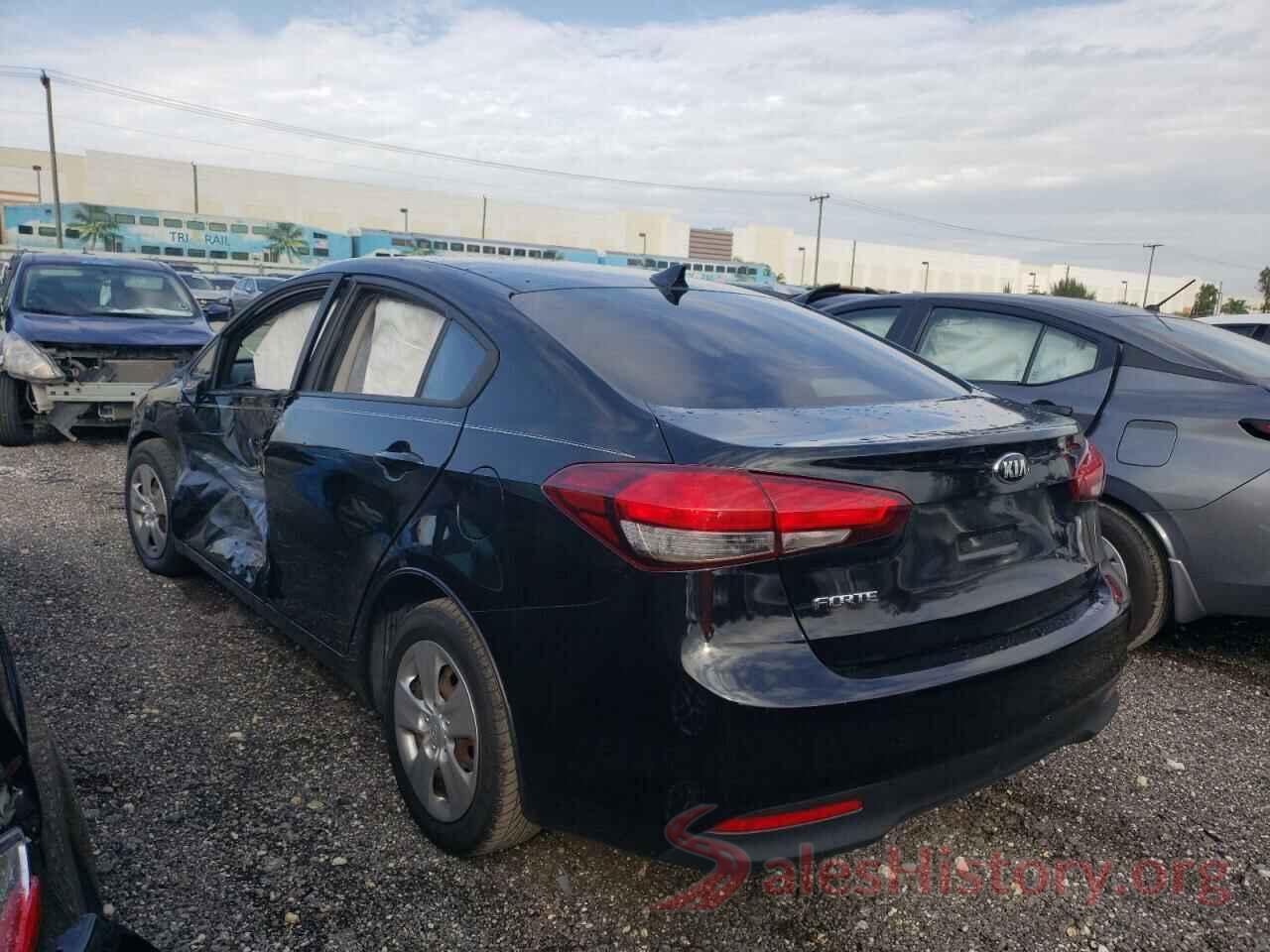 3KPFK4A78HE029059 2017 KIA FORTE