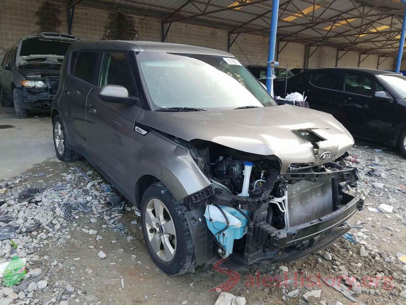 KNDJN2A2XJ7505876 2018 KIA SOUL