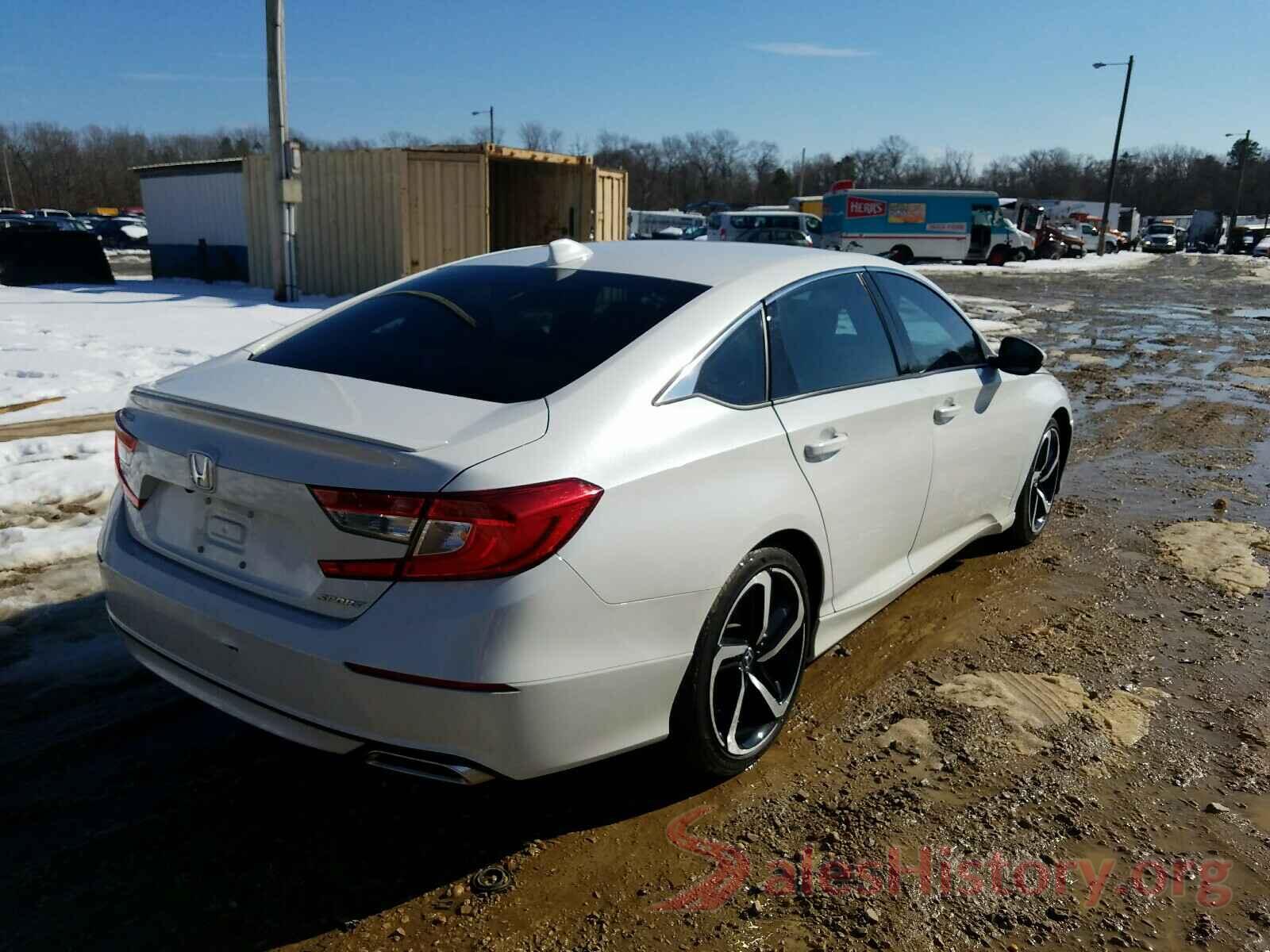 1HGCV1F36JA243816 2018 HONDA ACCORD