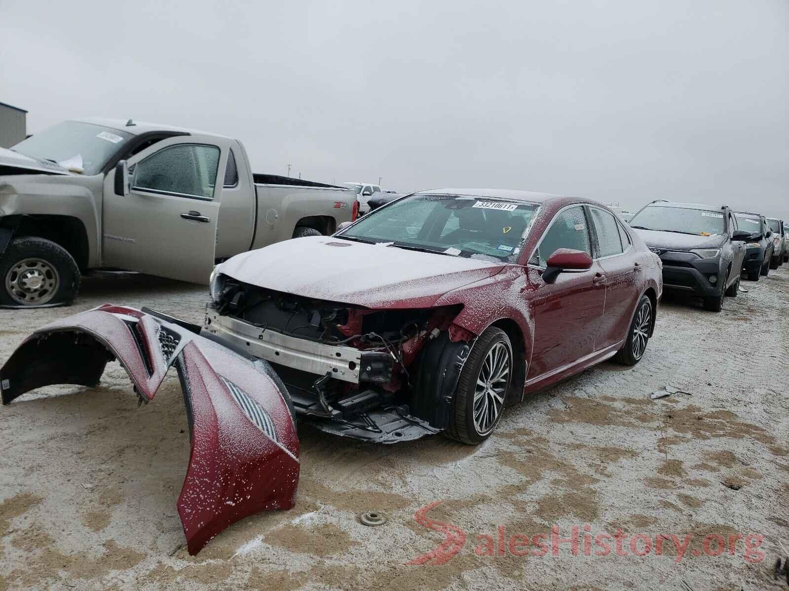 4T1B11HK7JU619363 2018 TOYOTA CAMRY