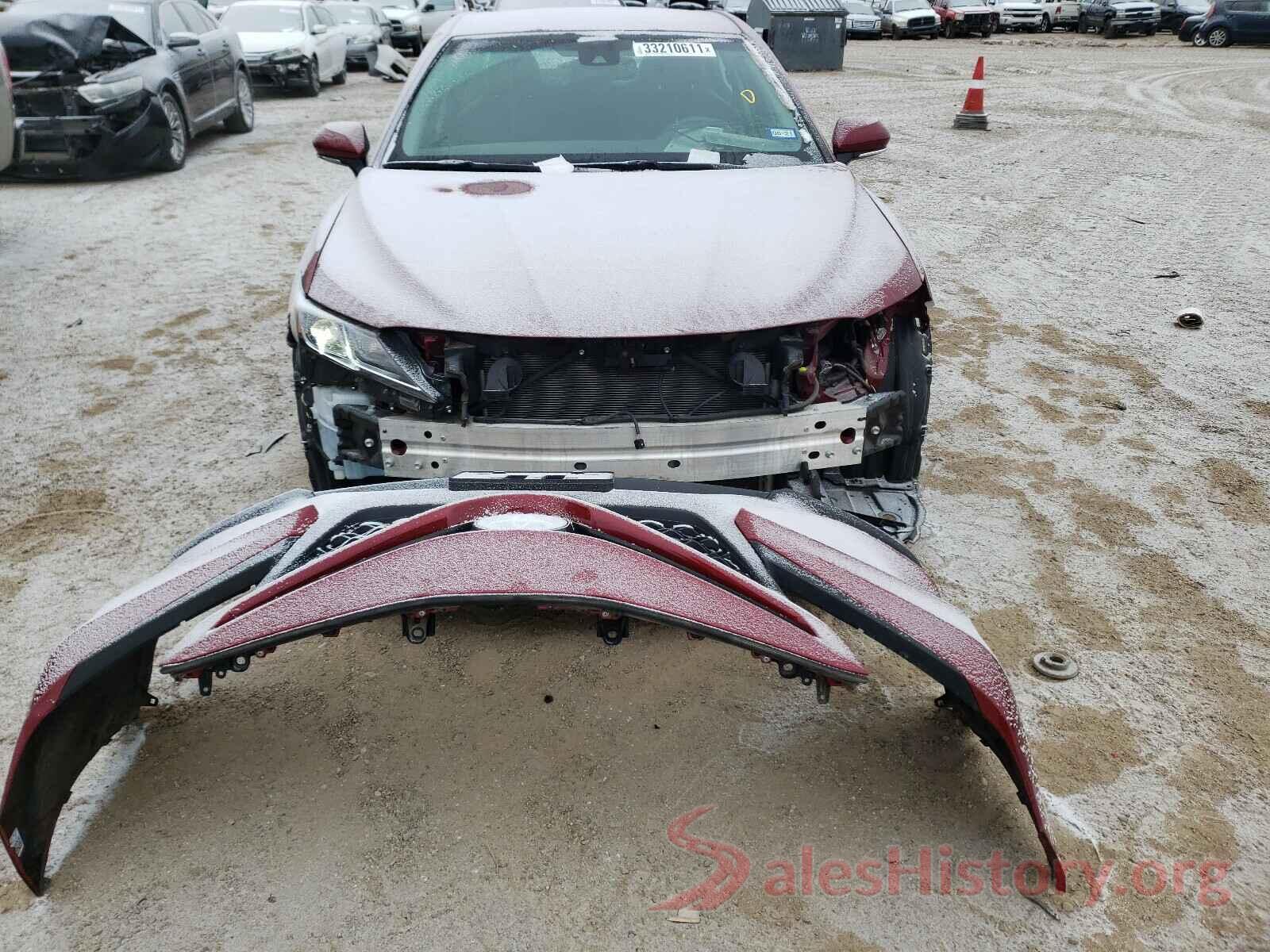 4T1B11HK7JU619363 2018 TOYOTA CAMRY