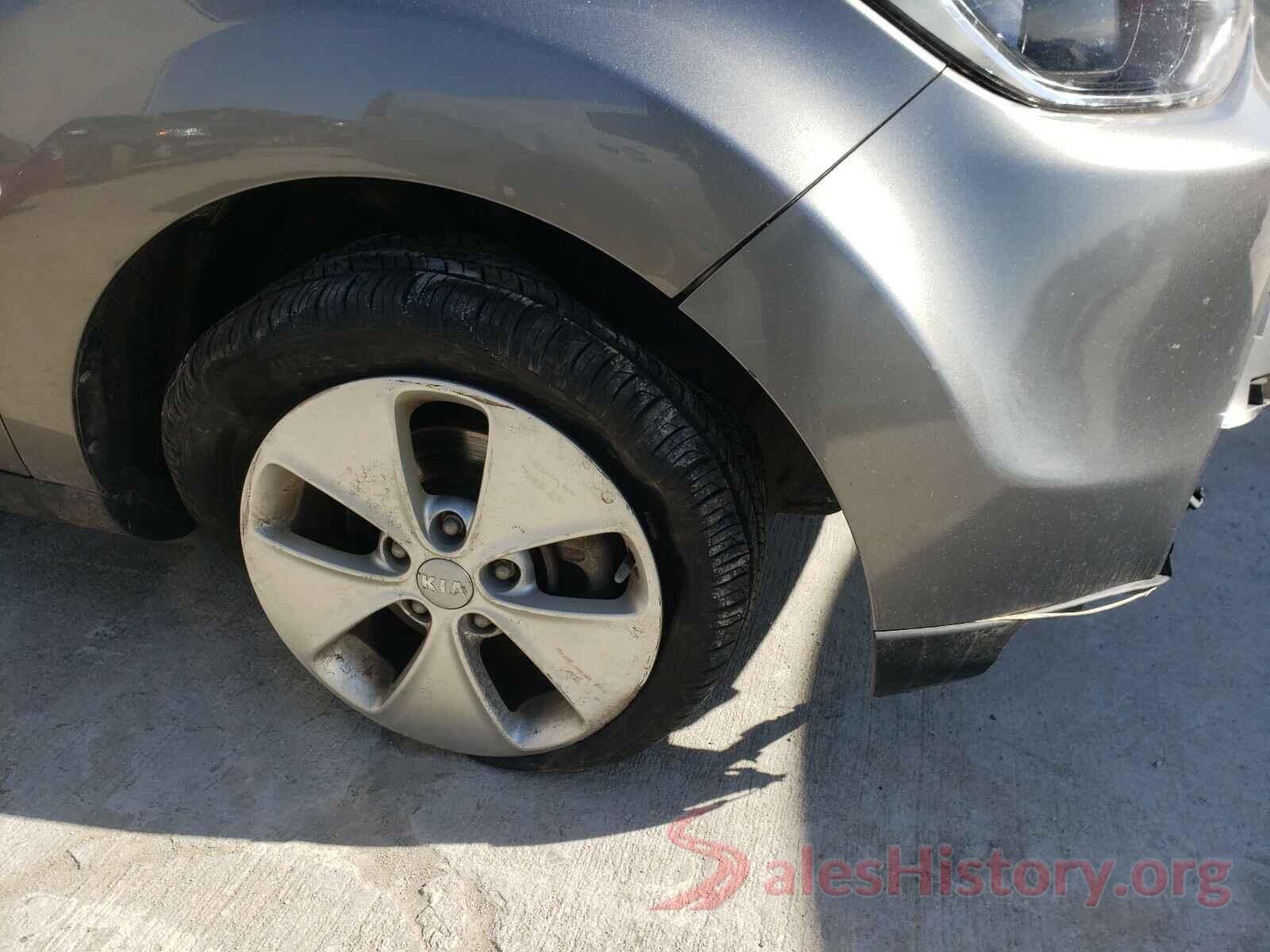 KNDJN2A25G7262860 2016 KIA SOUL