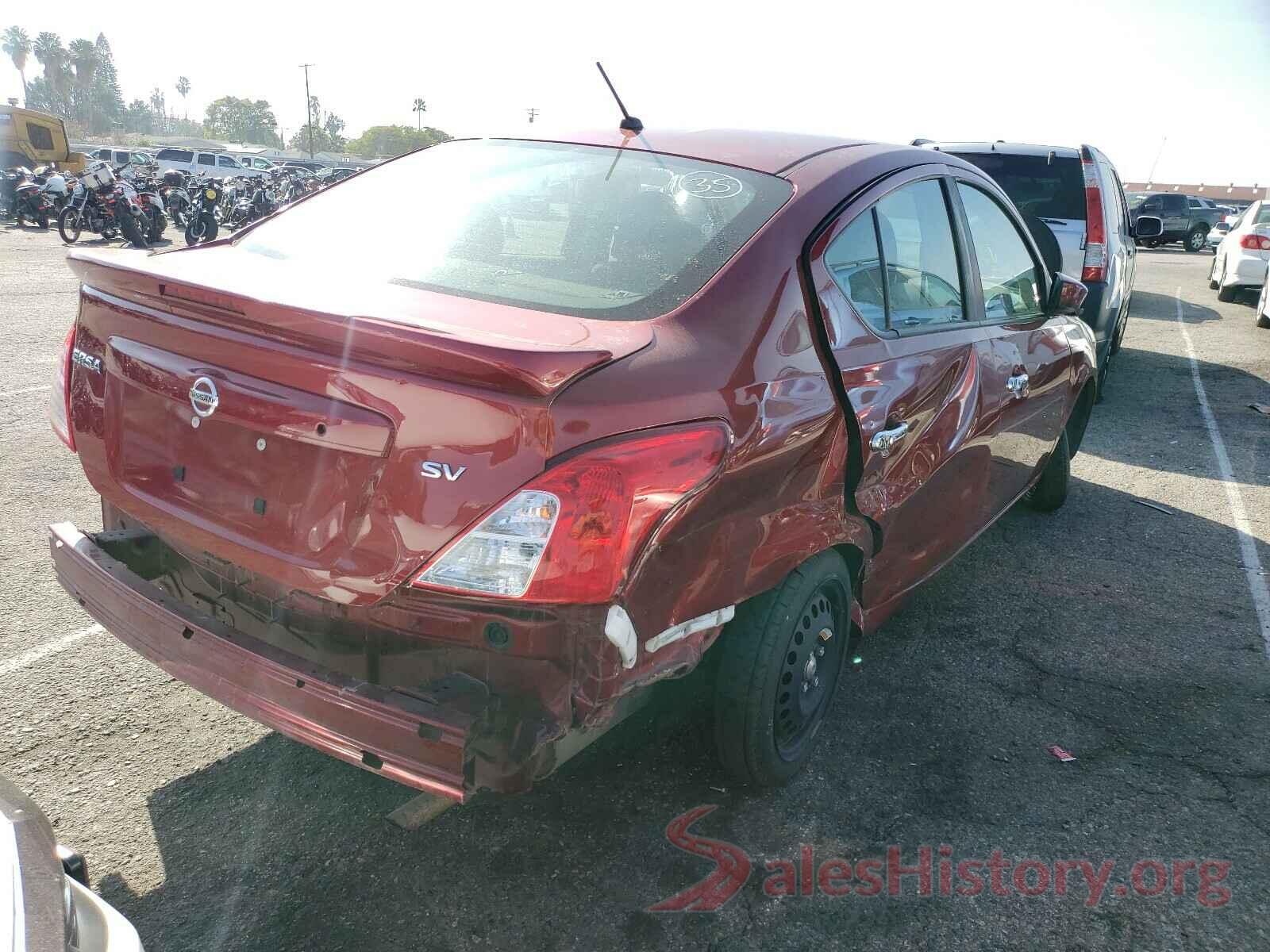 3N1CN7AP7JL870631 2018 NISSAN VERSA