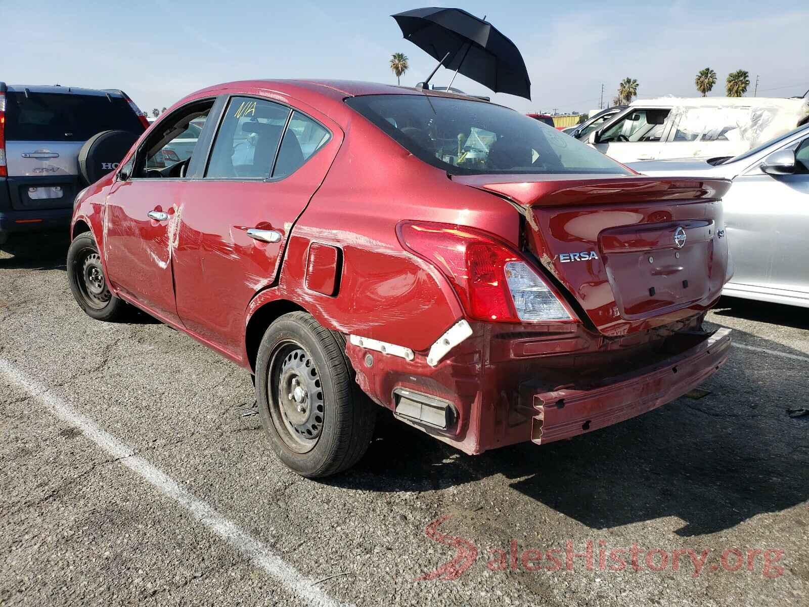 3N1CN7AP7JL870631 2018 NISSAN VERSA