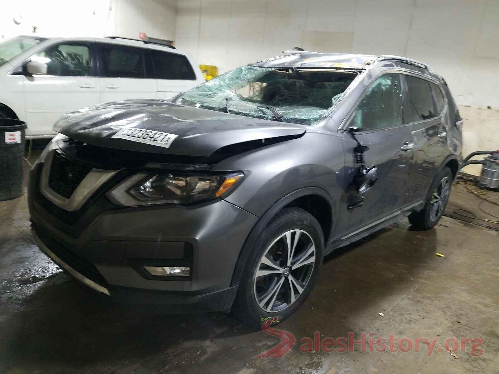 5N1AT2MV4JC800051 2018 NISSAN ROGUE