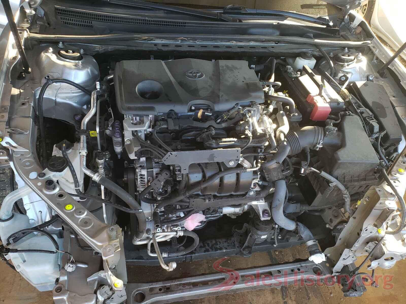 4T1B11HK9JU532113 2018 TOYOTA CAMRY