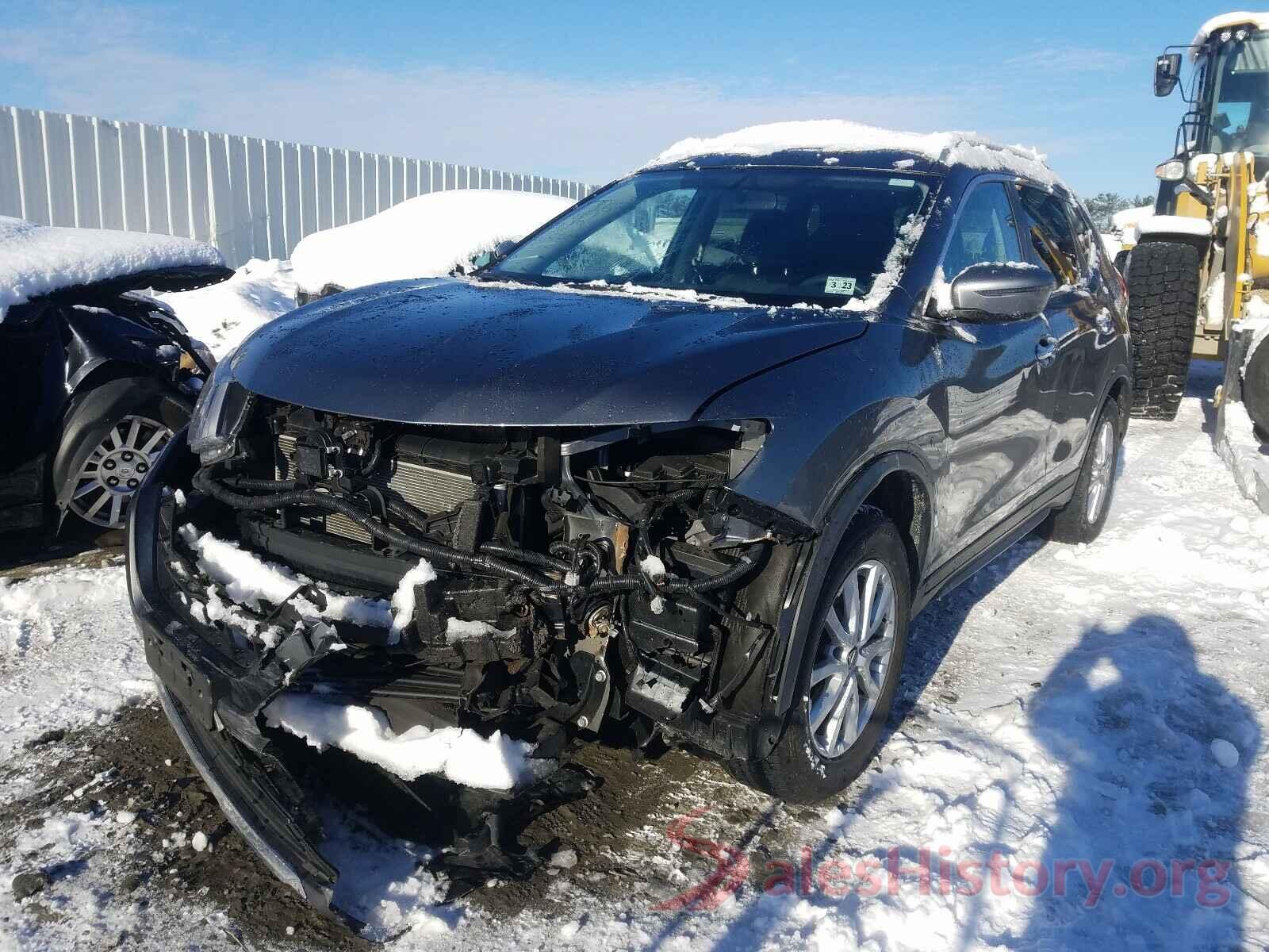 KNMAT2MV4JP549139 2018 NISSAN ROGUE