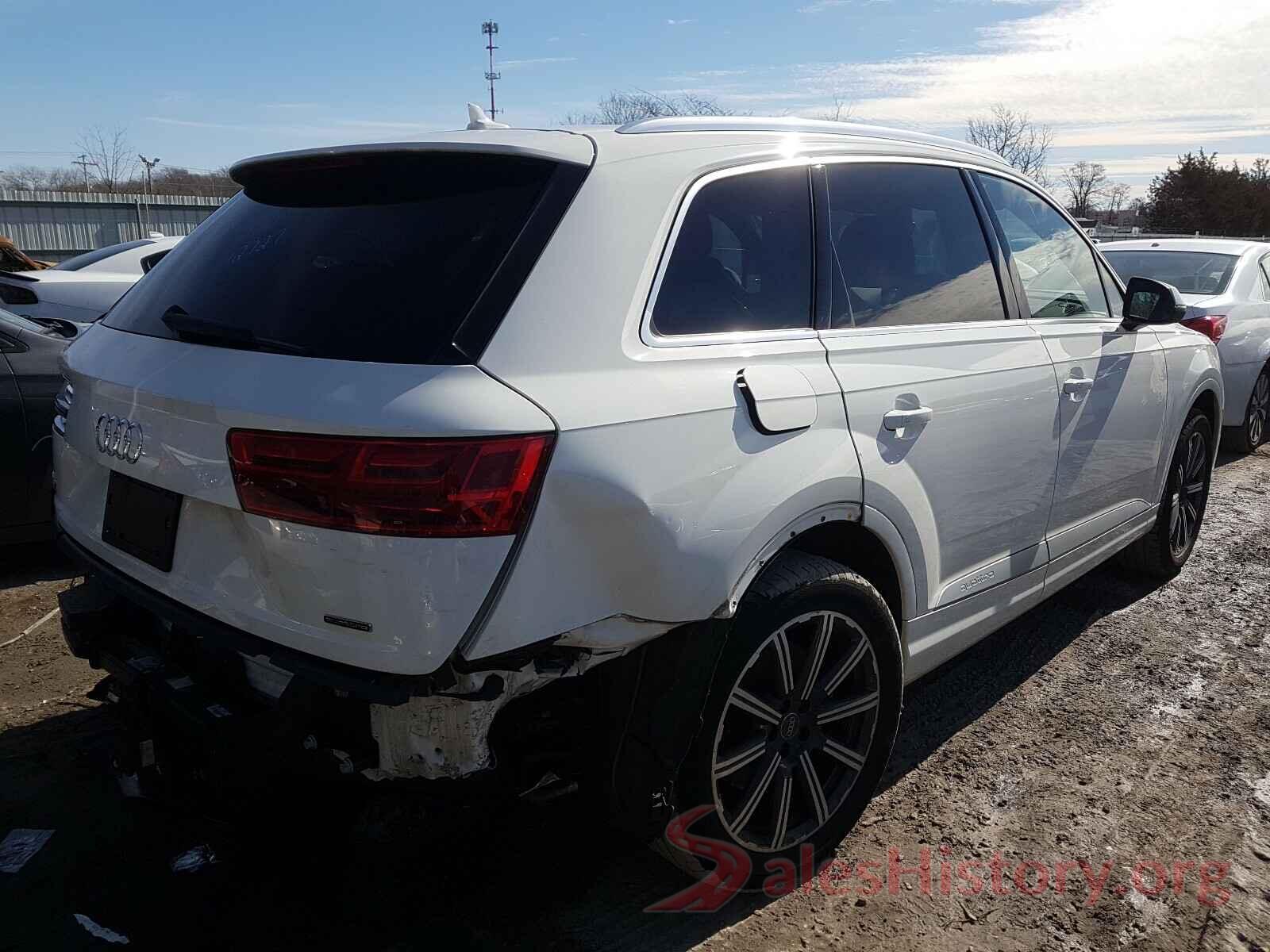 WA1LHAF73HD058943 2017 AUDI Q7