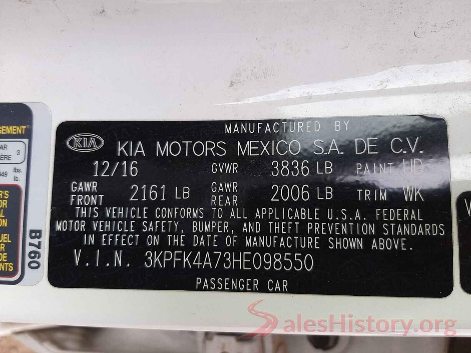 3KPFK4A73HE098550 2017 KIA FORTE