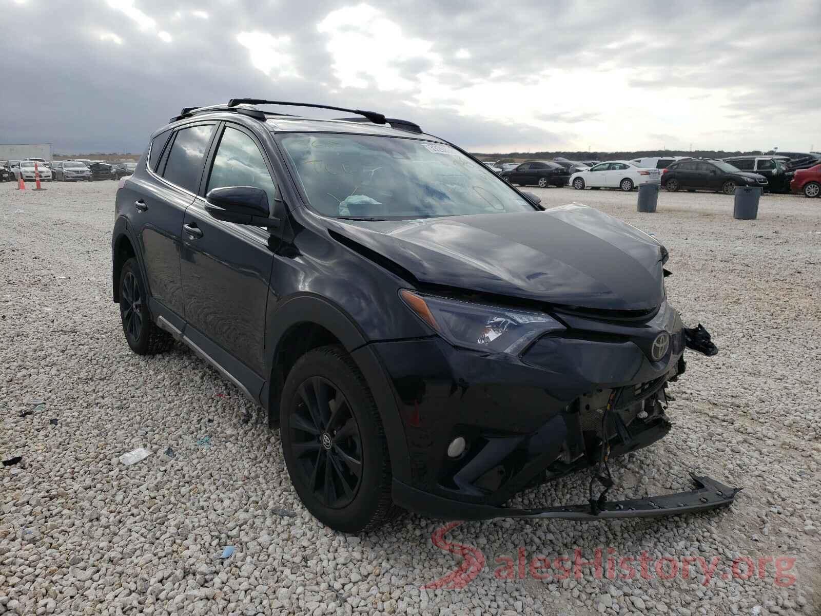 2T3RFREV3JW745482 2018 TOYOTA RAV4