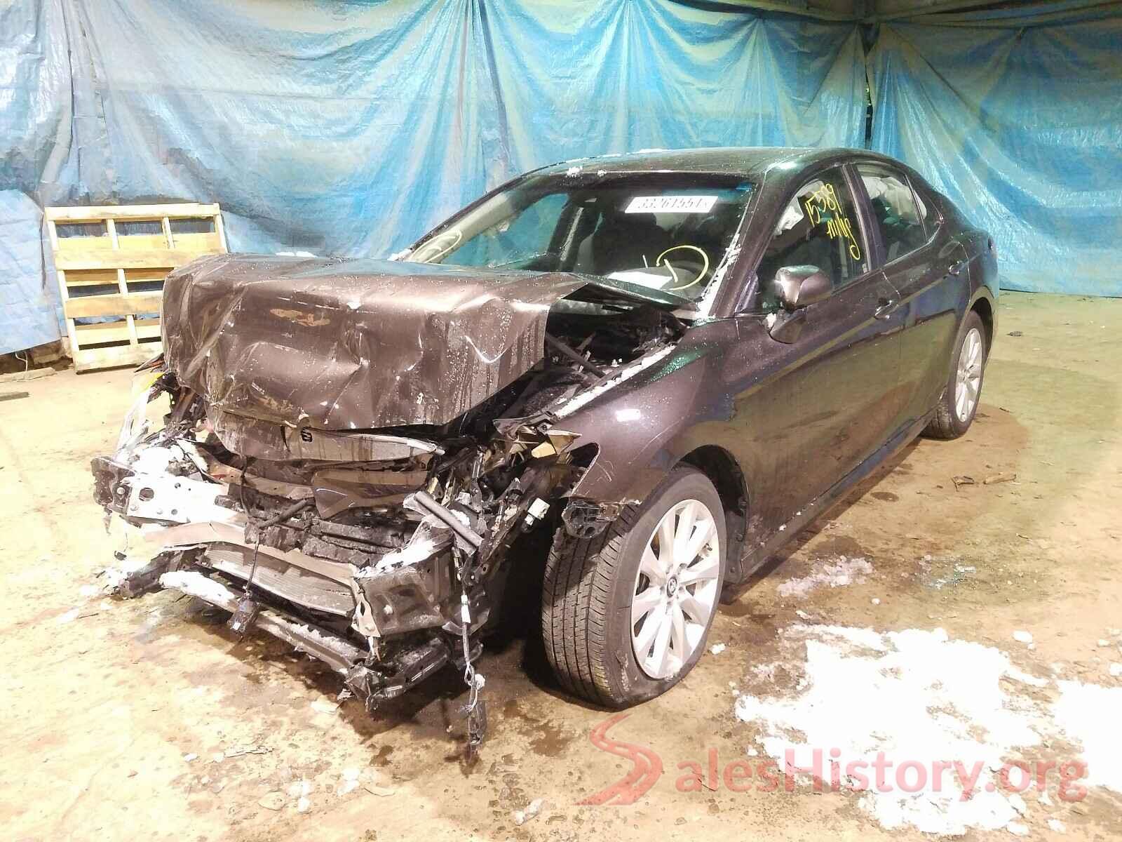 4T1B11HK8JU106817 2018 TOYOTA CAMRY