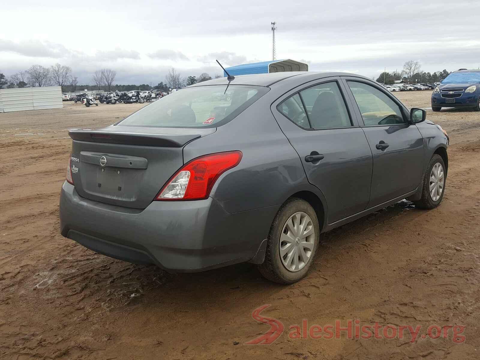 3N1CN7AP9JL853815 2018 NISSAN VERSA