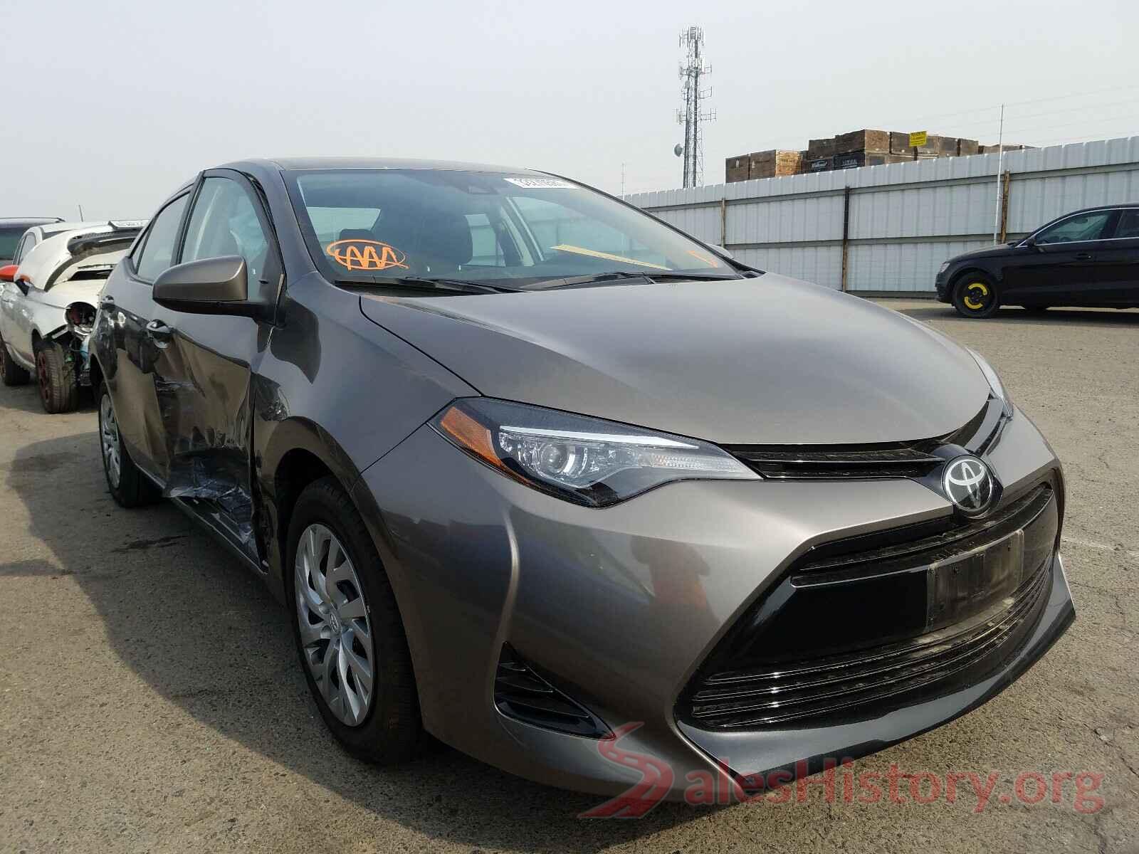 2T1BURHE2JC098117 2018 TOYOTA COROLLA