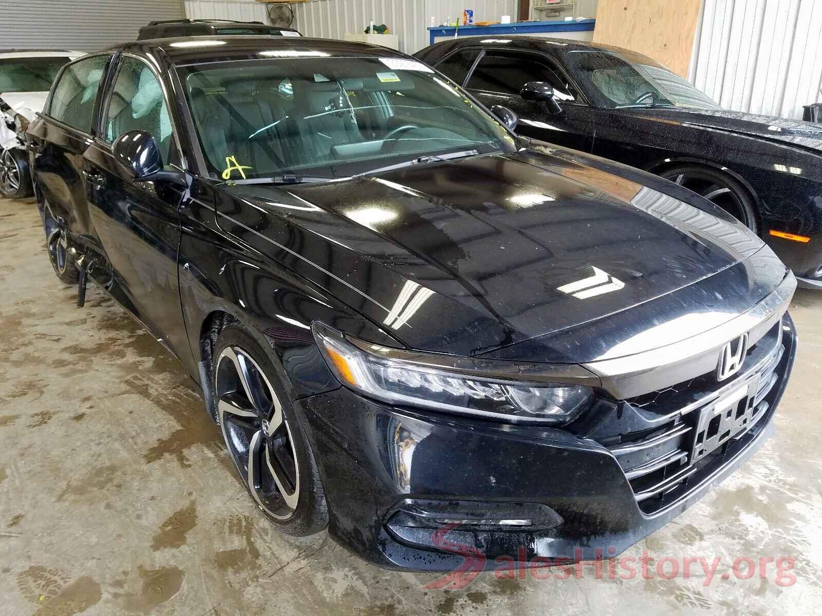 1HGCV1F3XJA000980 2018 HONDA ACCORD