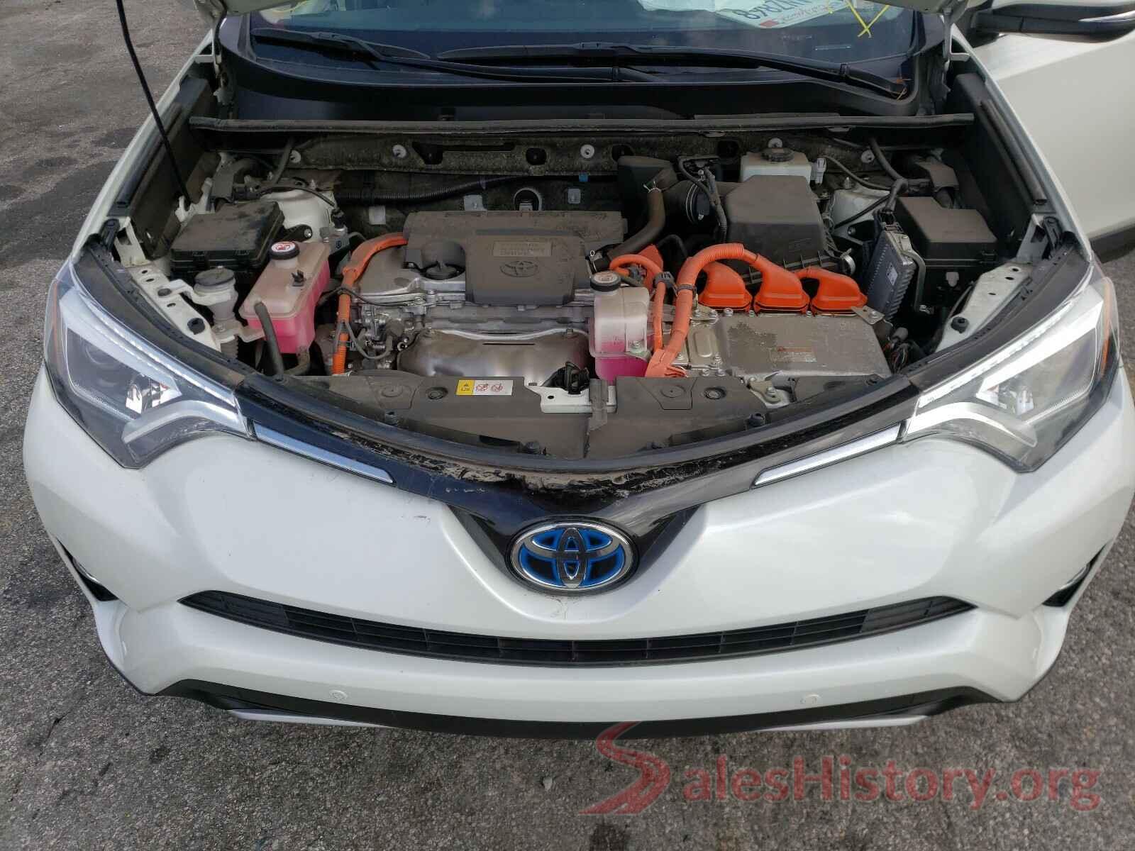 JTMDJREV7JD167666 2018 TOYOTA RAV4