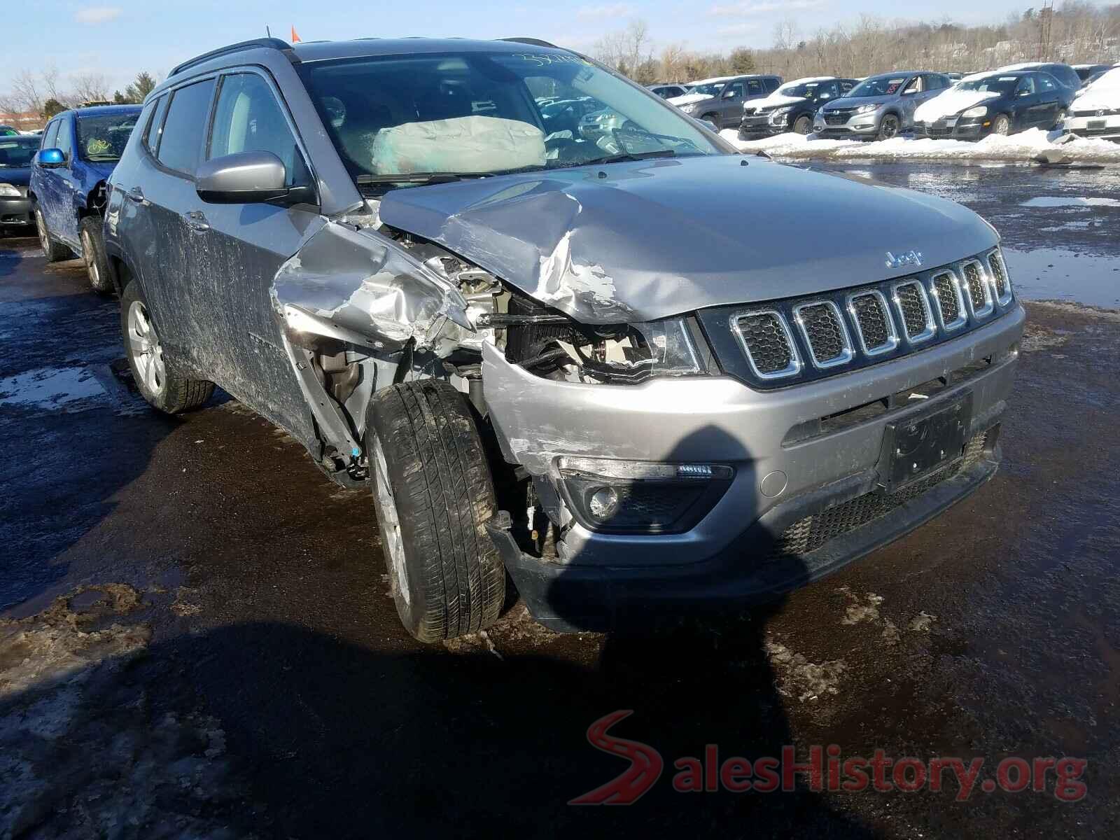 3C4NJDBBXJT259379 2018 JEEP COMPASS