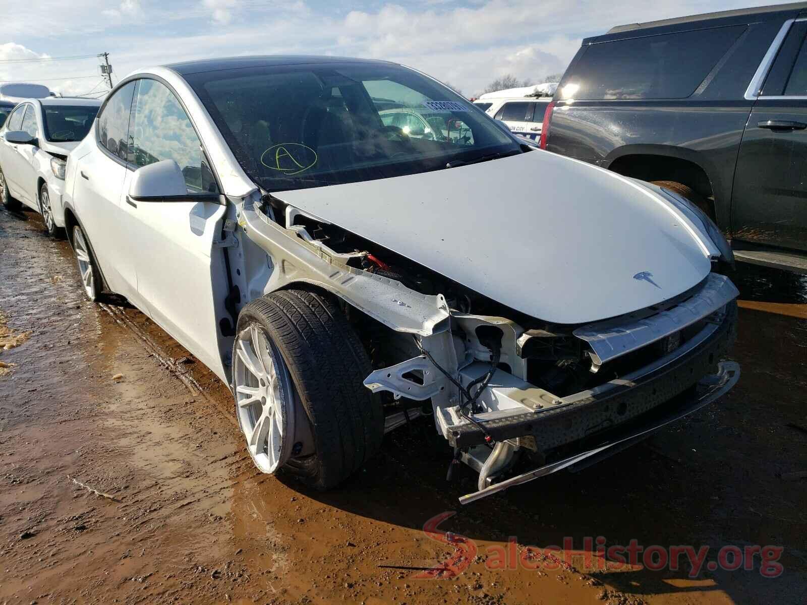 5YJYGDEE6LF026795 2020 TESLA MODEL Y