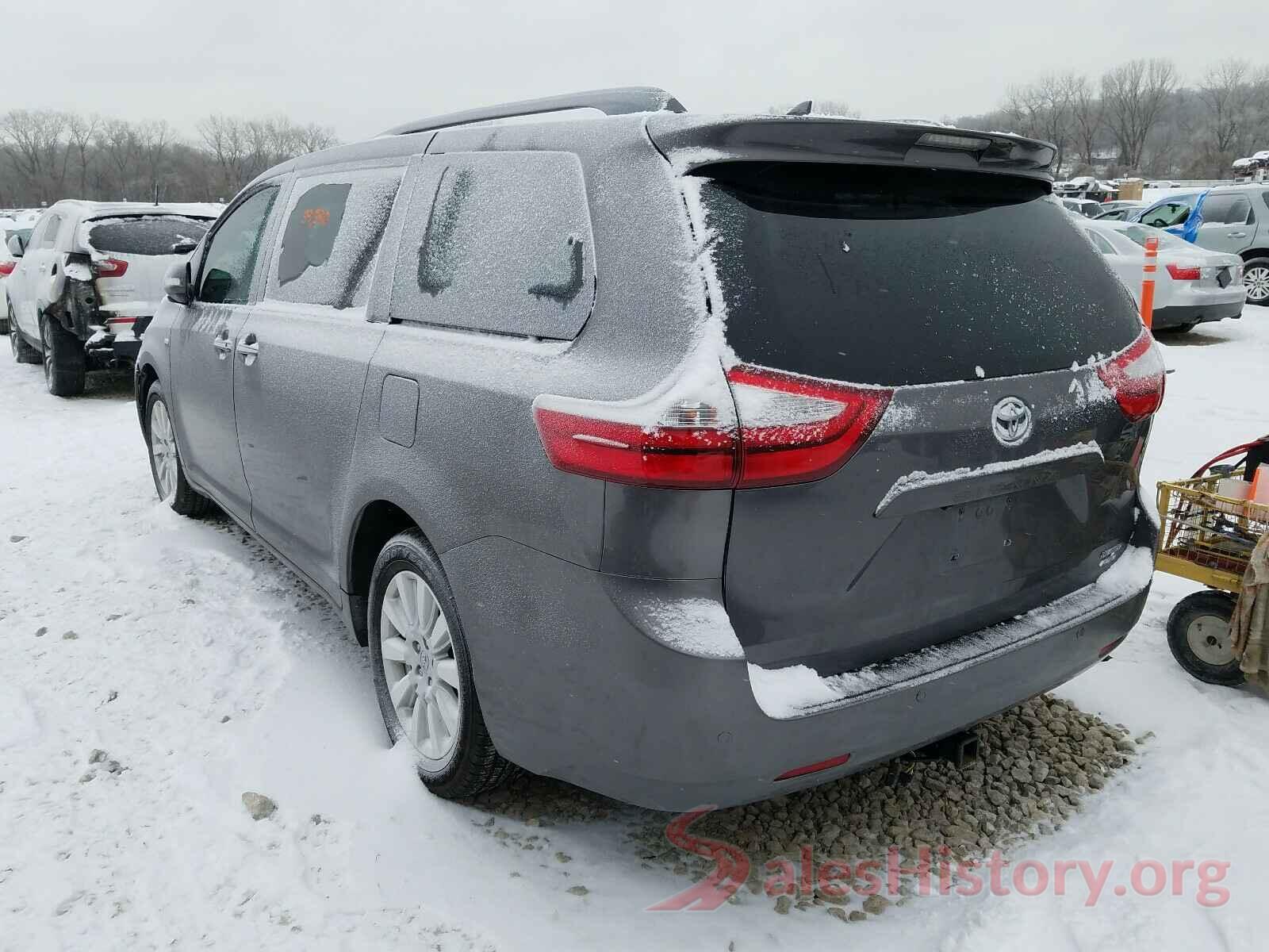 5TDDZ3DC0HS168324 2017 TOYOTA SIENNA