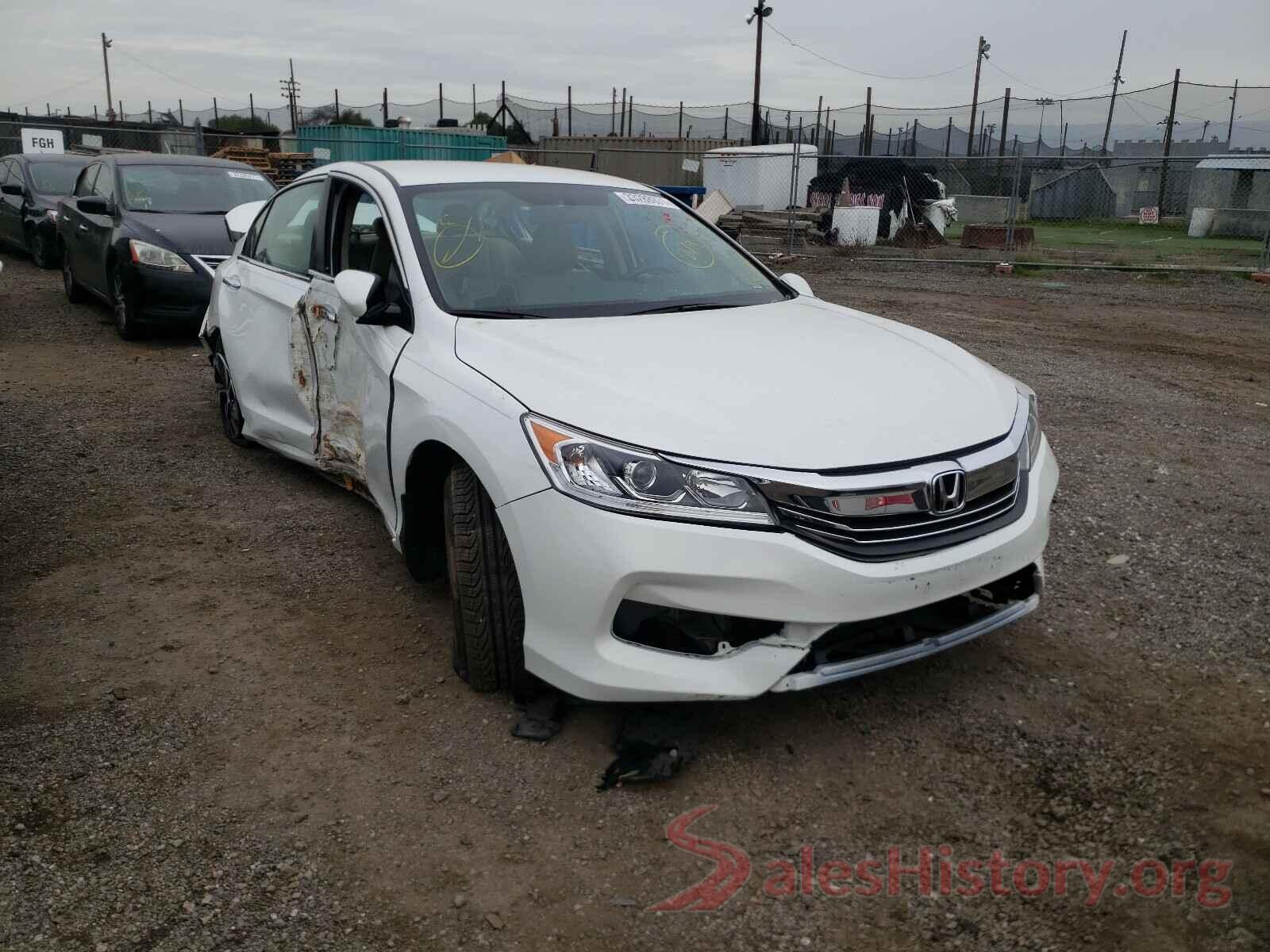 1HGCR2F30HA118198 2017 HONDA ACCORD