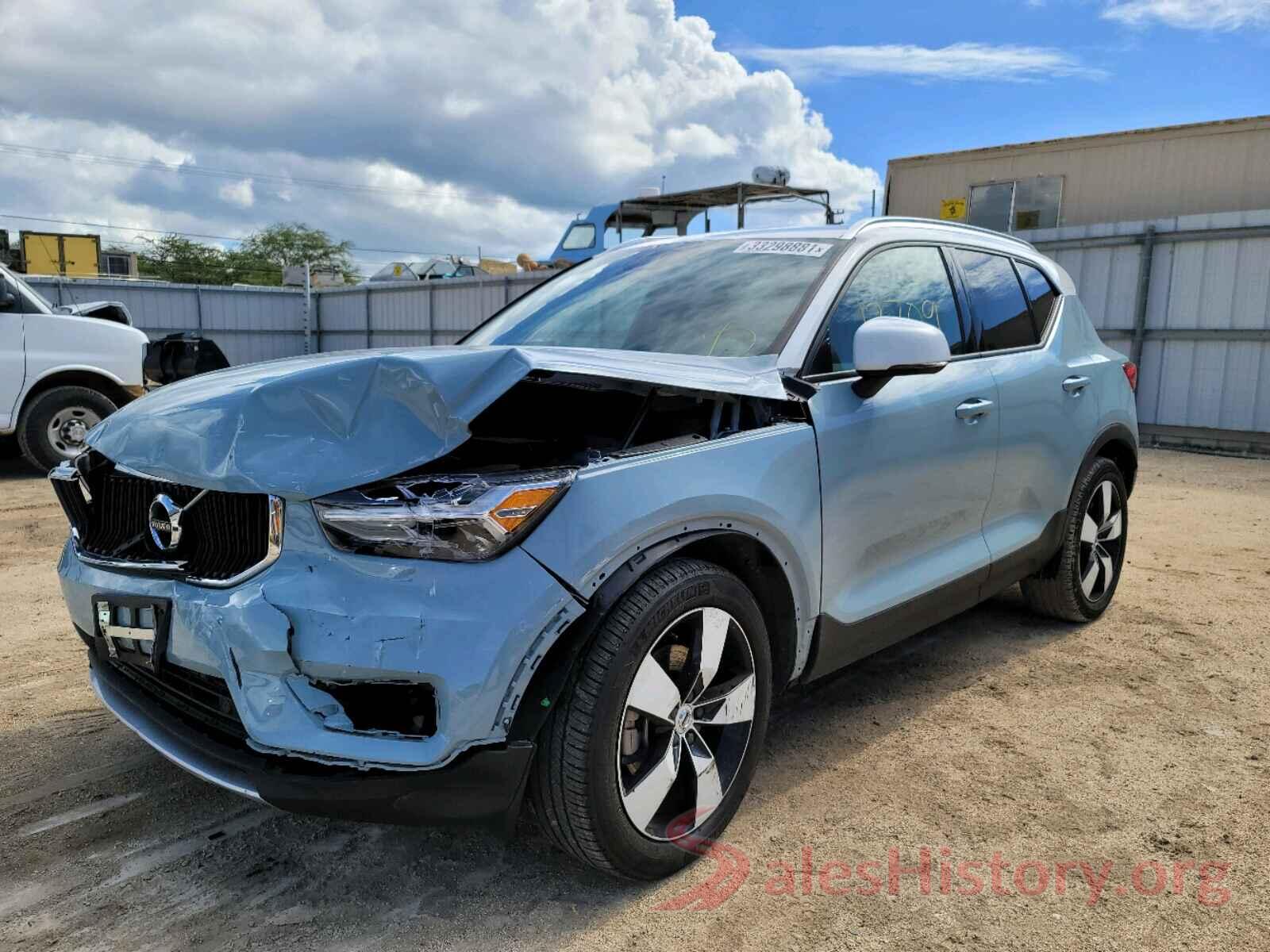 YV4AC2HKXK2123774 2019 VOLVO XC40