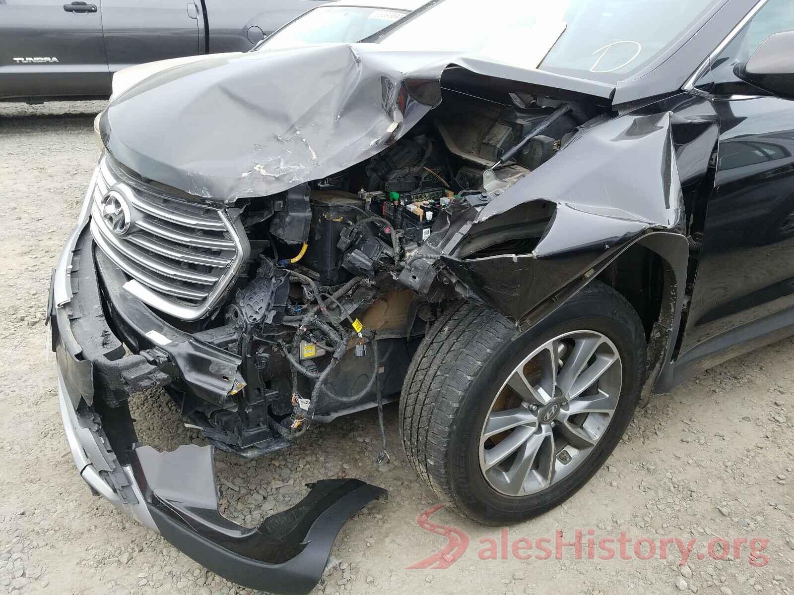 KM8SMDHFXJU269724 2018 HYUNDAI SANTA FE