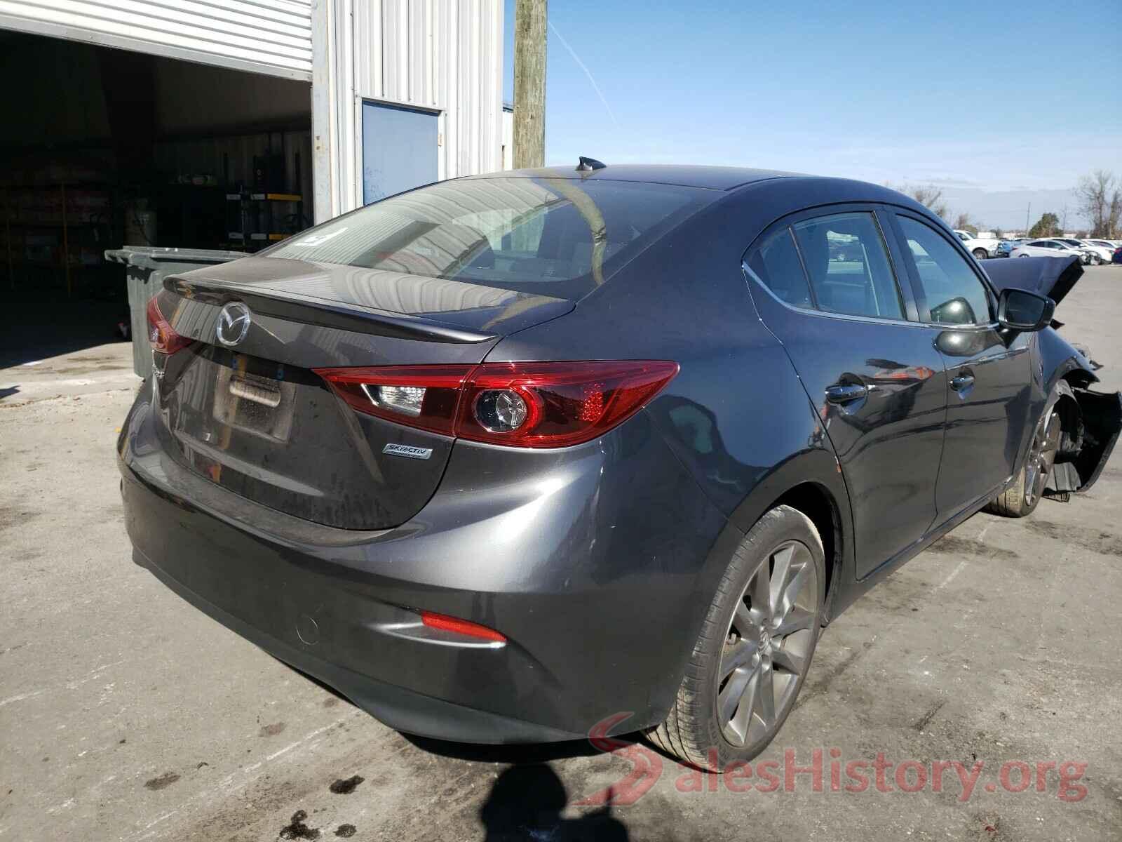 3MZBN1W34JM186994 2018 MAZDA 3