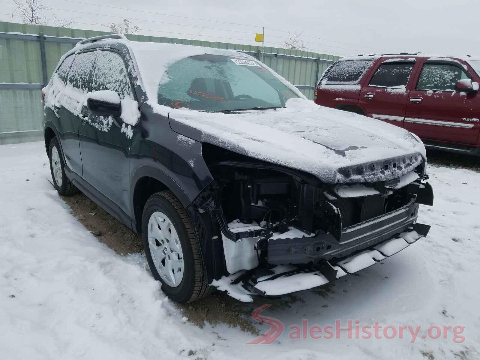 JF2SKAEC7KH470057 2019 SUBARU FORESTER