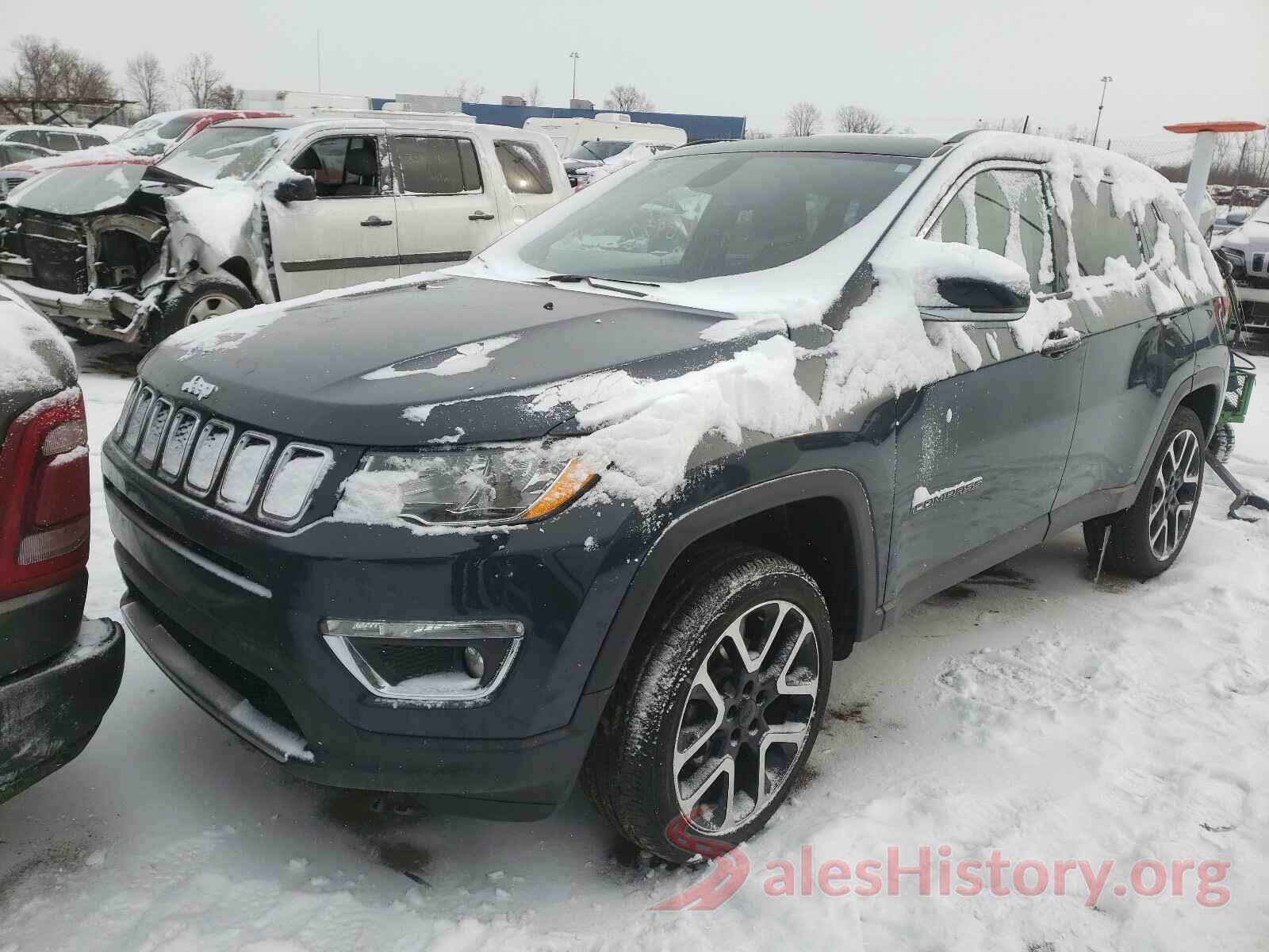 3C4NJDCB8JT480977 2018 JEEP COMPASS