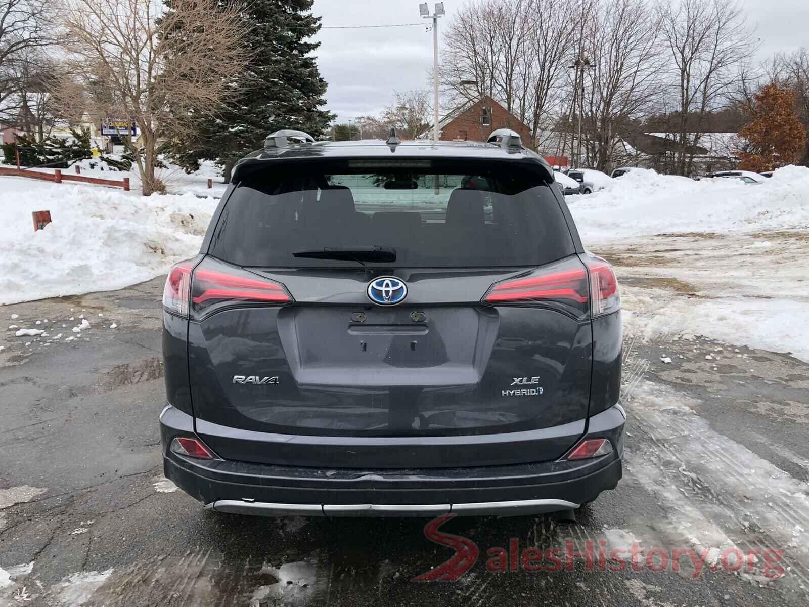 JTMRJREV1HD093192 2017 TOYOTA RAV4