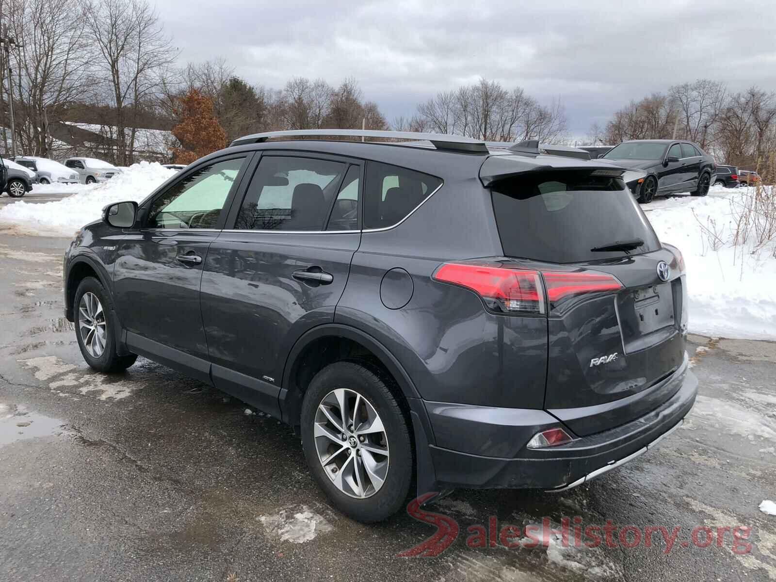 JTMRJREV1HD093192 2017 TOYOTA RAV4