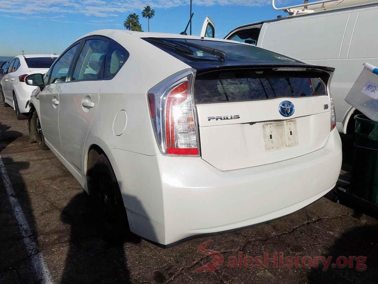 JTDKN3DU9F1988424 2015 TOYOTA PRIUS