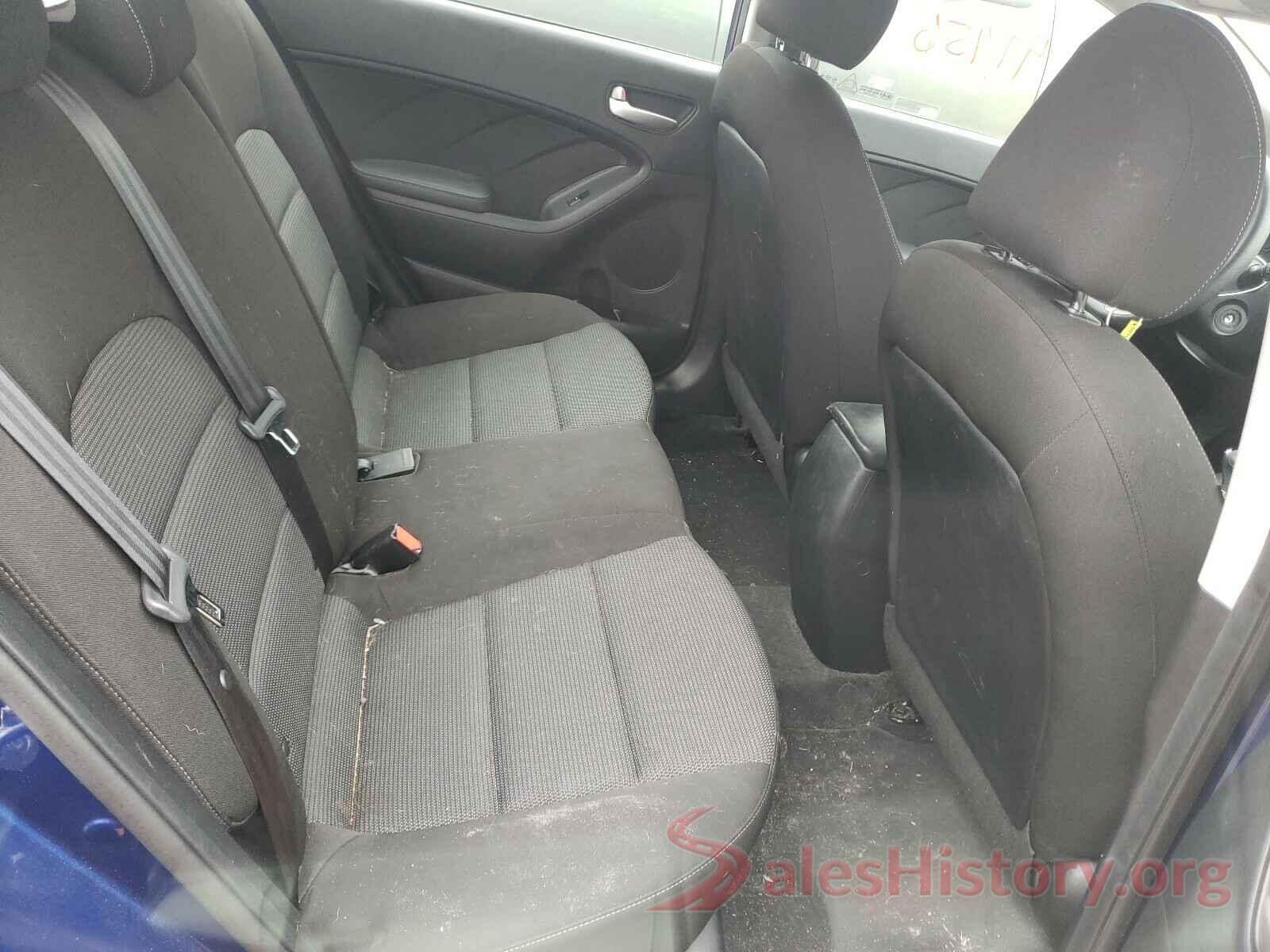 3KPFK4A79JE184709 2018 KIA FORTE