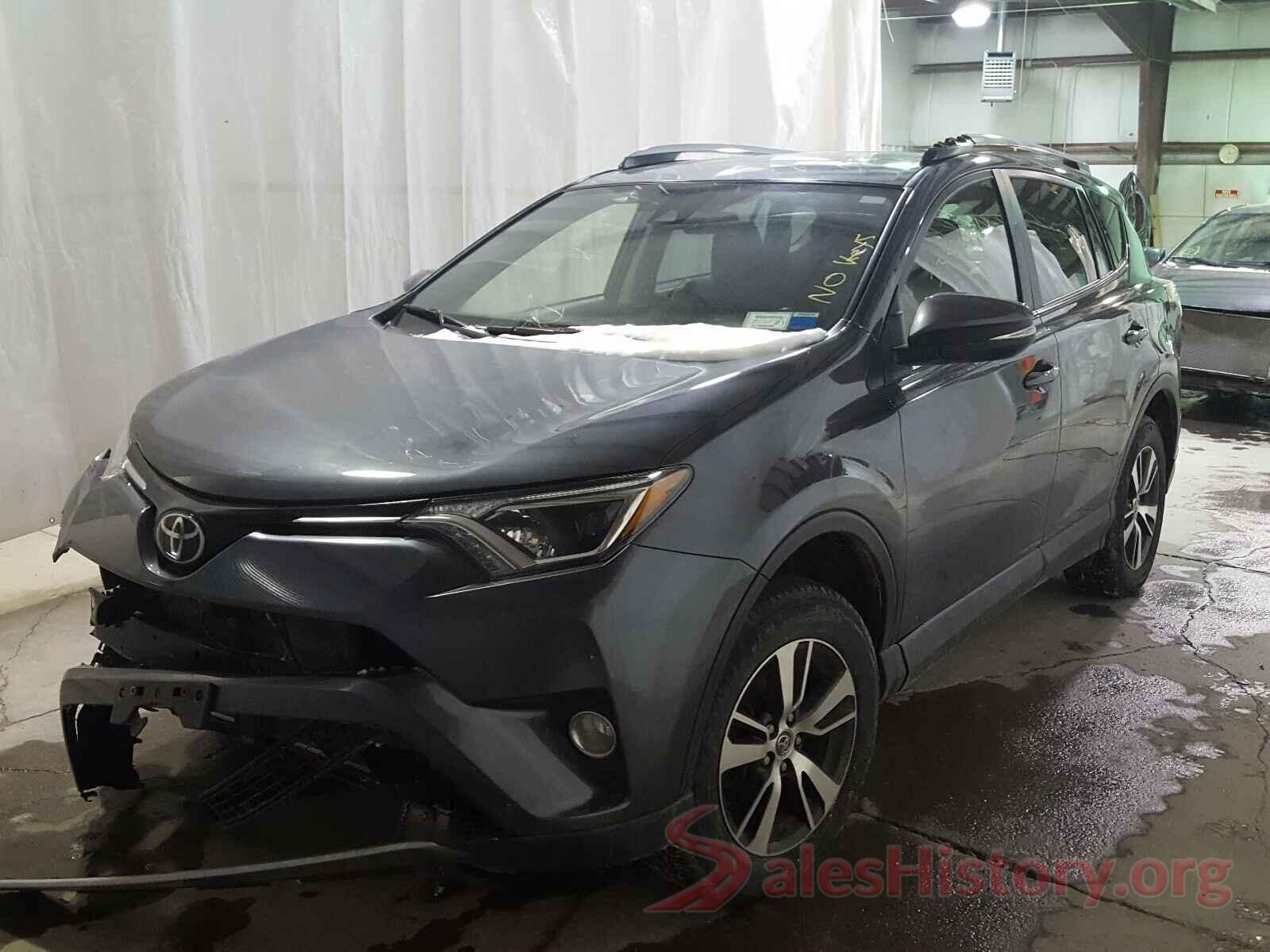 JTMRFREV4HD213391 2017 TOYOTA RAV4