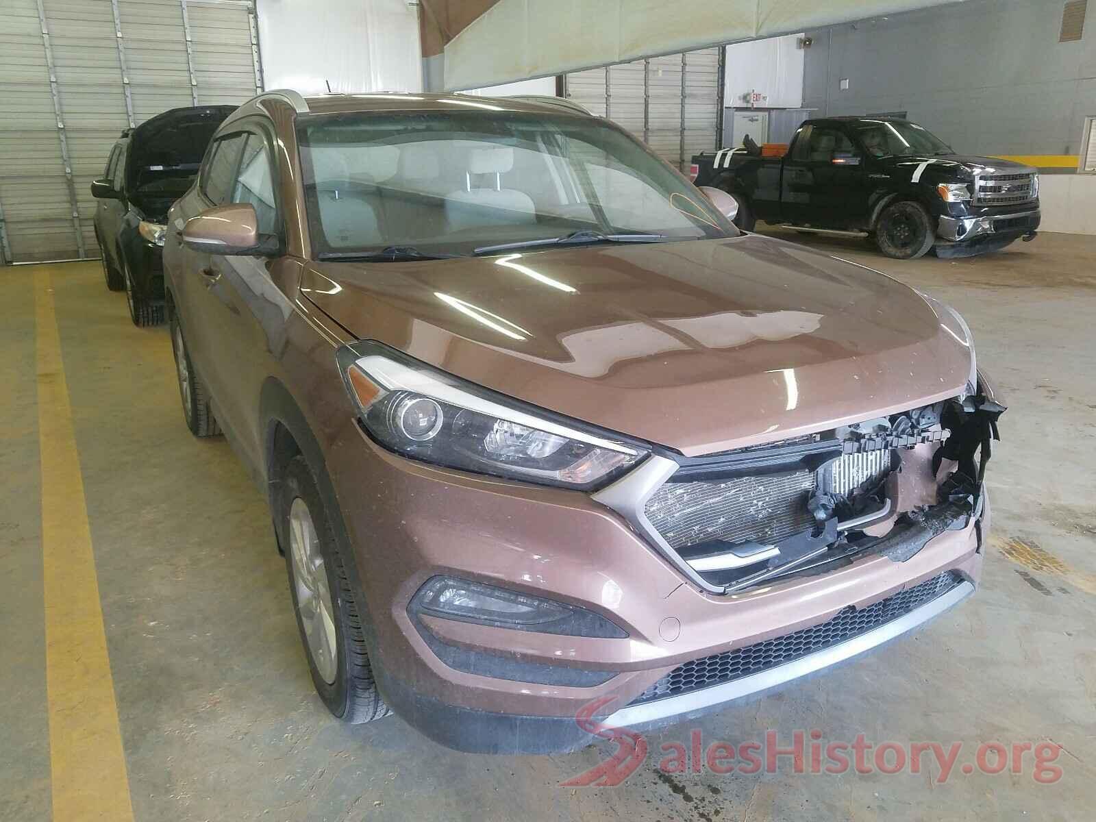 KM8J3CA22GU045677 2016 HYUNDAI TUCSON