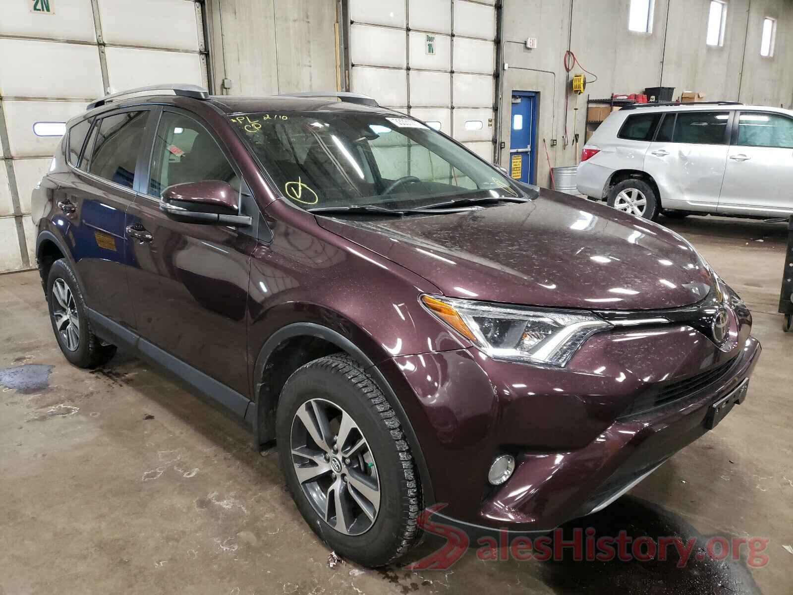 2T3RFREV8JW761290 2018 TOYOTA RAV4