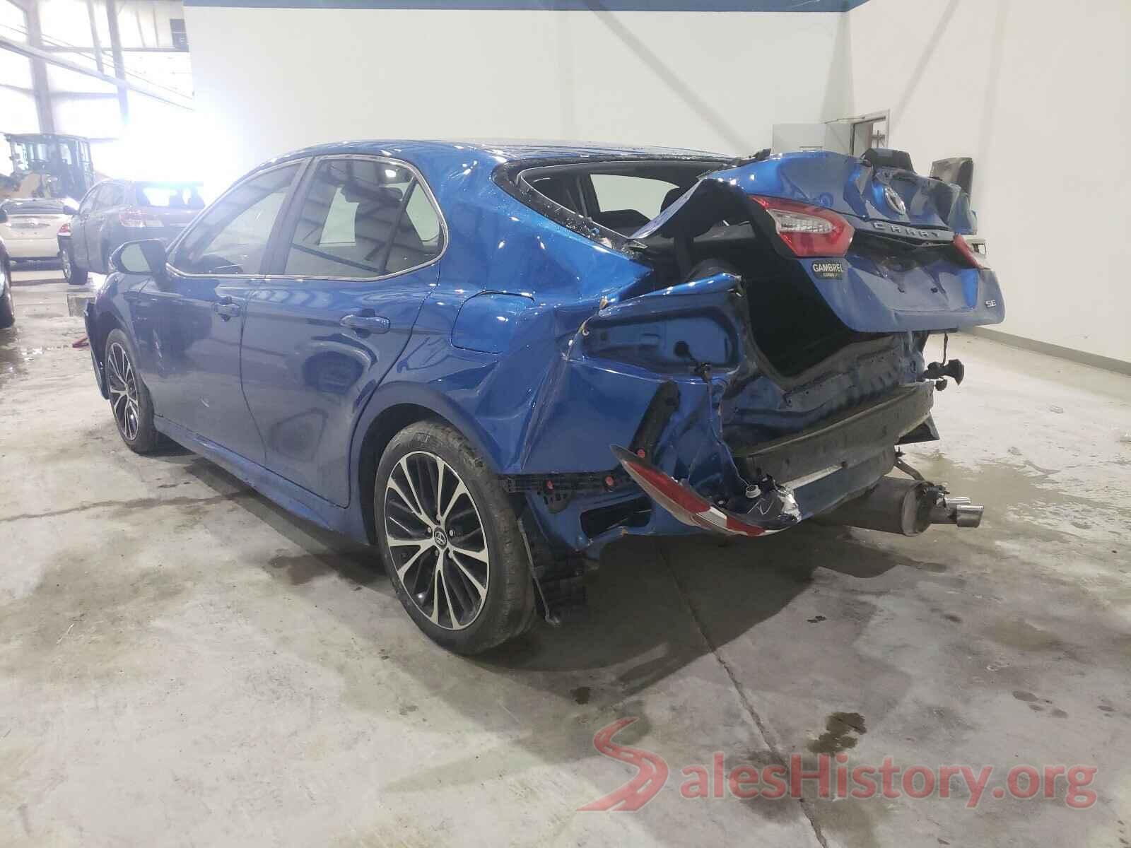 4T1B11HK7JU121051 2018 TOYOTA CAMRY